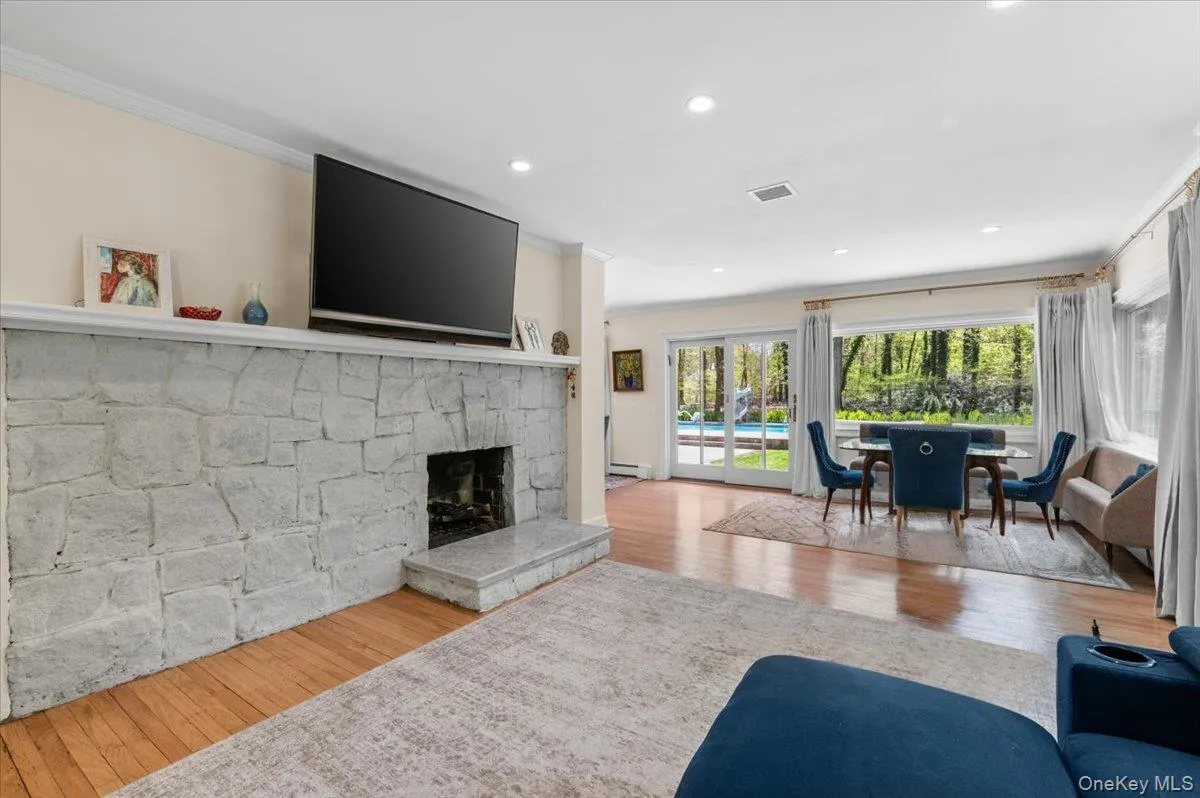 5 Fox Lane, Oyster Bay, NY, 4 Bedrooms Bedrooms, 9 Rooms Rooms,3 BathroomsBathrooms,Residential,For Rent,Fox,0,990449 5 Fox Lane, Oyster Bay, NY, 4 Bedrooms Bedrooms, 9 Rooms Rooms,3 BathroomsBathrooms,Residential,For Rent,Fox,0,990449