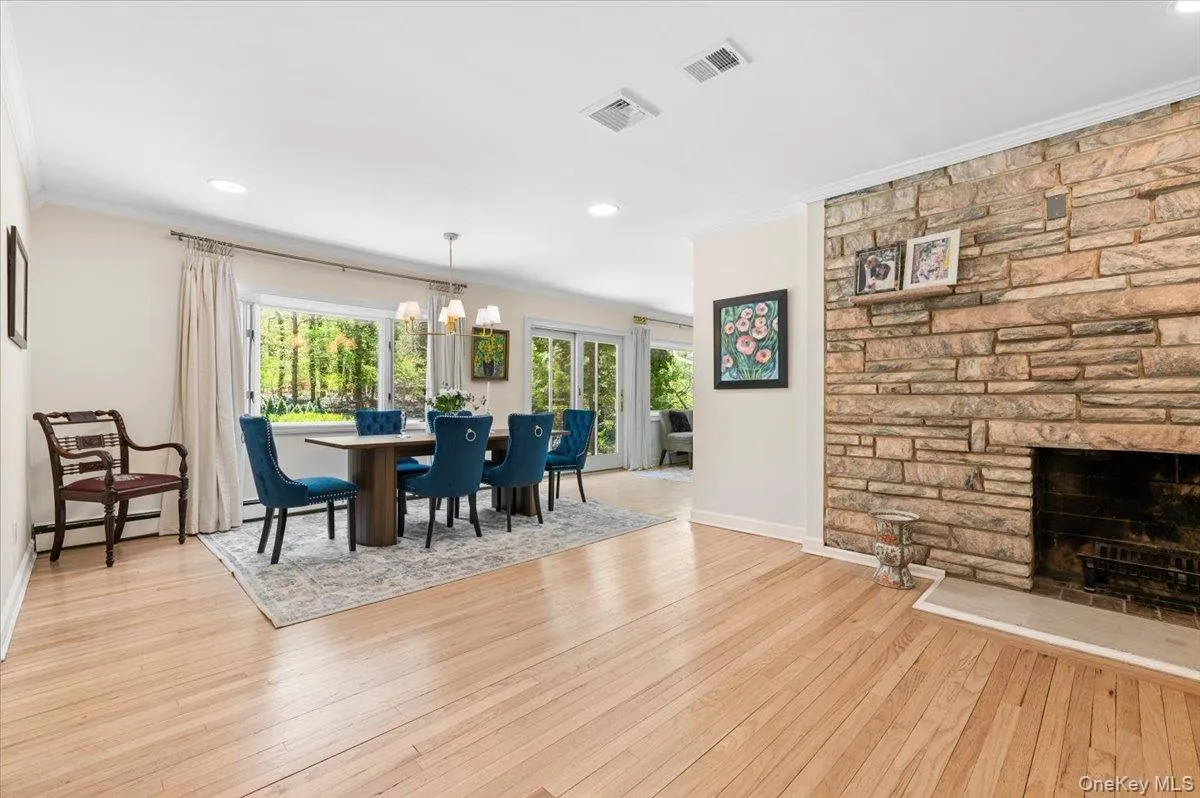5 Fox Lane, Oyster Bay, NY, 4 Bedrooms Bedrooms, 9 Rooms Rooms,3 BathroomsBathrooms,Residential,For Rent,Fox,0,990449 5 Fox Lane, Oyster Bay, NY, 4 Bedrooms Bedrooms, 9 Rooms Rooms,3 BathroomsBathrooms,Residential,For Rent,Fox,0,990449