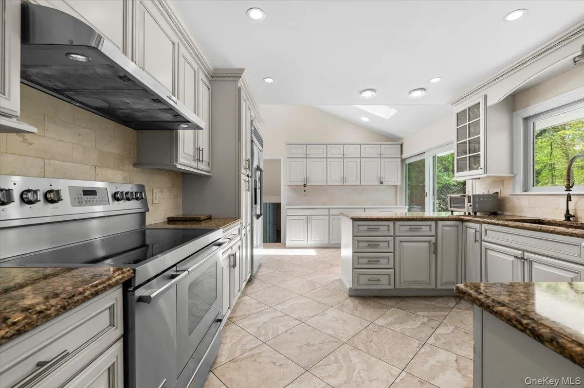 5 Fox Lane, Oyster Bay, NY, 4 Bedrooms Bedrooms, 9 Rooms Rooms,3 BathroomsBathrooms,Residential,For Rent,Fox,0,990449 5 Fox Lane, Oyster Bay, NY, 4 Bedrooms Bedrooms, 9 Rooms Rooms,3 BathroomsBathrooms,Residential,For Rent,Fox,0,990449