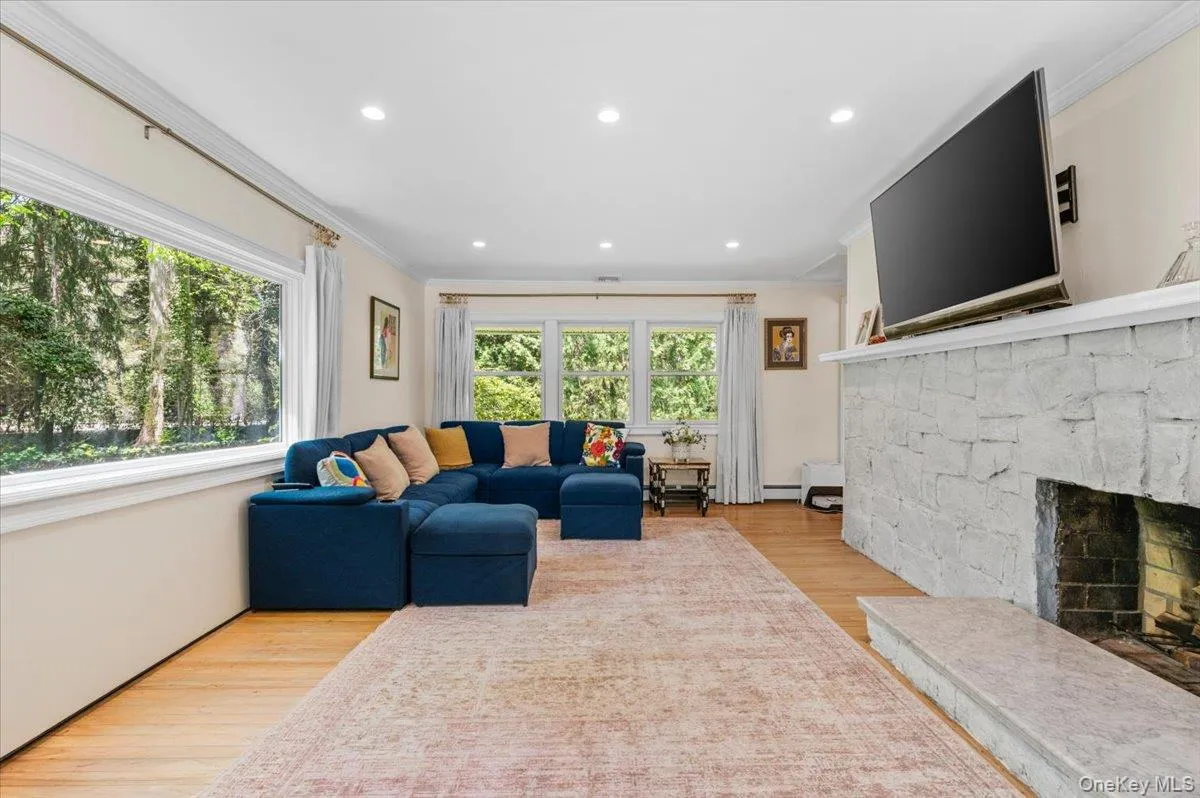 5 Fox Lane, Oyster Bay, NY, 4 Bedrooms Bedrooms, 9 Rooms Rooms,3 BathroomsBathrooms,Residential,For Rent,Fox,0,990449 5 Fox Lane, Oyster Bay, NY, 4 Bedrooms Bedrooms, 9 Rooms Rooms,3 BathroomsBathrooms,Residential,For Rent,Fox,0,990449