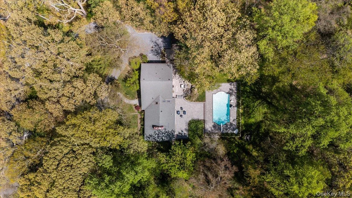 5 Fox Lane, Oyster Bay, NY, 4 Bedrooms Bedrooms, 9 Rooms Rooms,3 BathroomsBathrooms,Residential,For Rent,Fox,0,990449 5 Fox Lane, Oyster Bay, NY, 4 Bedrooms Bedrooms, 9 Rooms Rooms,3 BathroomsBathrooms,Residential,For Rent,Fox,0,990449