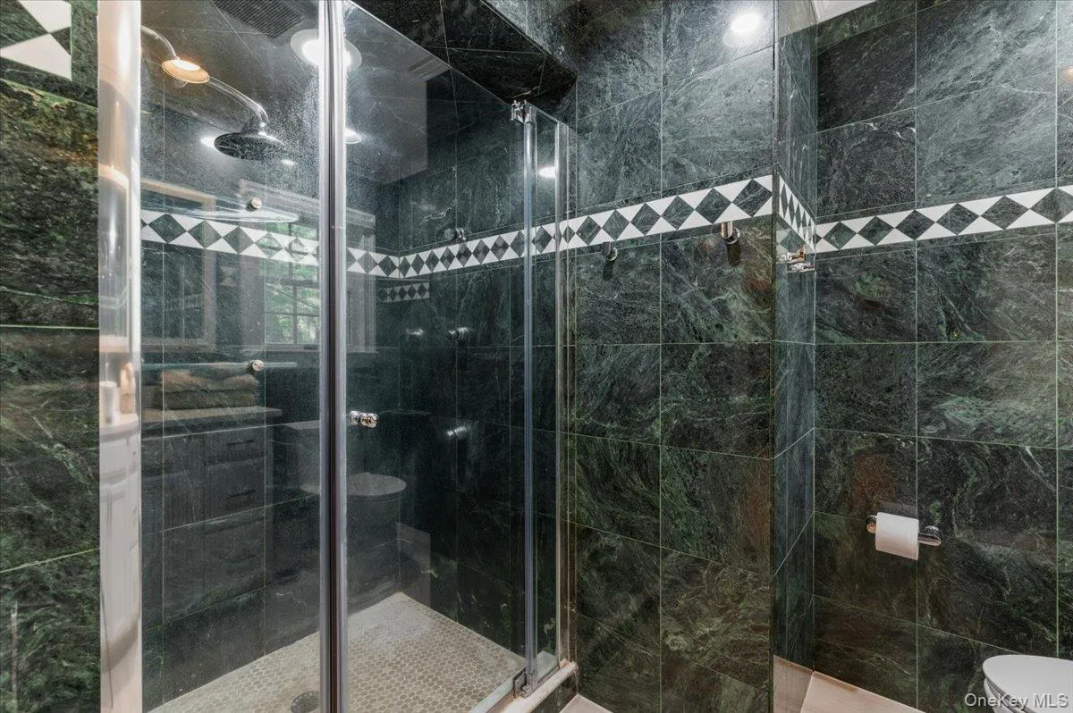 5 Fox Lane, Oyster Bay, NY, 4 Bedrooms Bedrooms, 9 Rooms Rooms,3 BathroomsBathrooms,Residential,For Rent,Fox,0,990449 5 Fox Lane, Oyster Bay, NY, 4 Bedrooms Bedrooms, 9 Rooms Rooms,3 BathroomsBathrooms,Residential,For Rent,Fox,0,990449