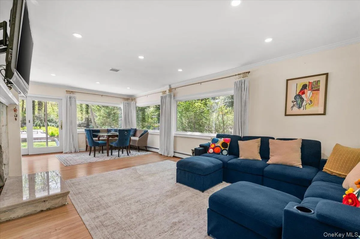 5 Fox Lane, Oyster Bay, NY, 4 Bedrooms Bedrooms, 9 Rooms Rooms,3 BathroomsBathrooms,Residential,For Rent,Fox,0,990449 5 Fox Lane, Oyster Bay, NY, 4 Bedrooms Bedrooms, 9 Rooms Rooms,3 BathroomsBathrooms,Residential,For Rent,Fox,0,990449