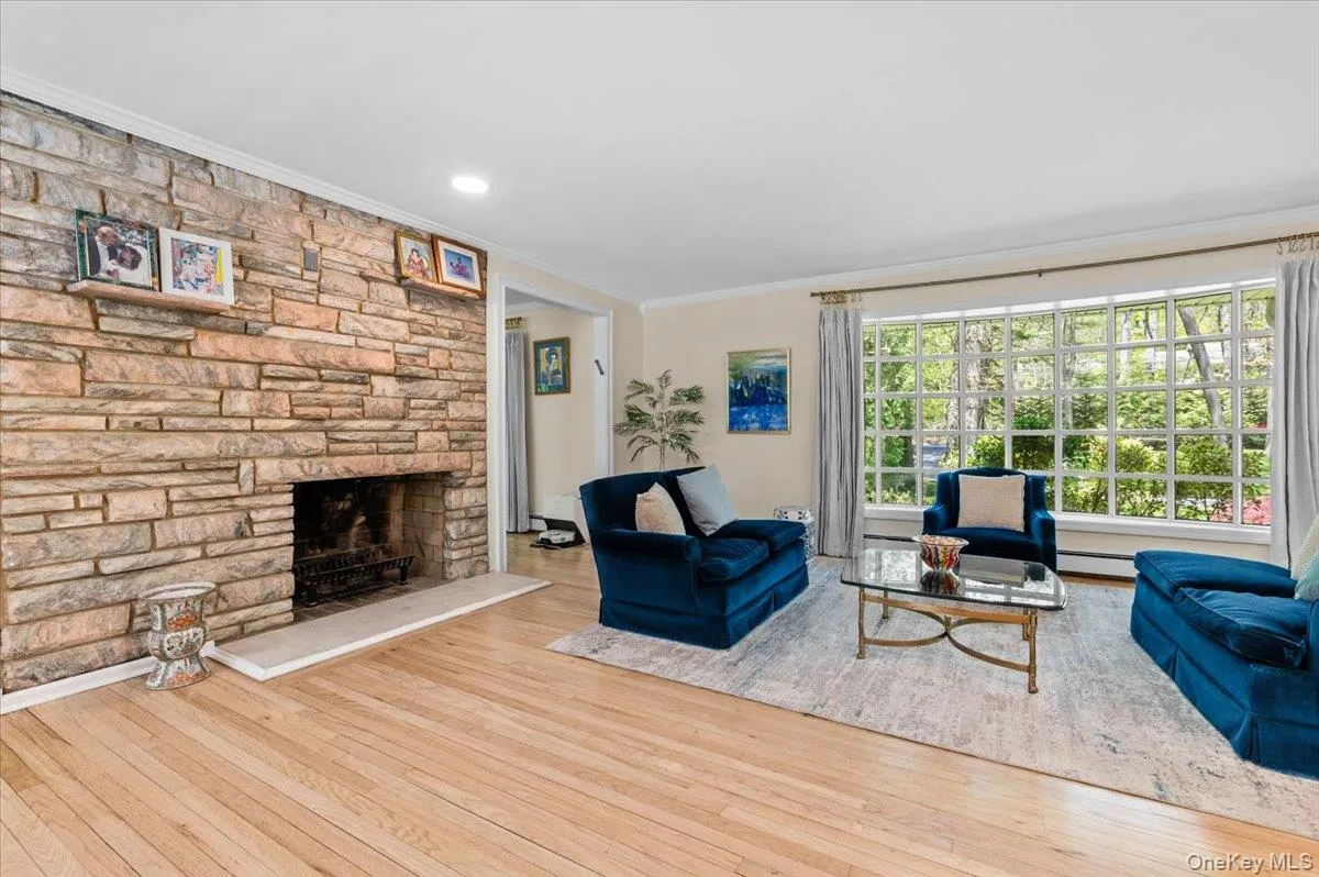 5 Fox Lane, Oyster Bay, NY, 4 Bedrooms Bedrooms, 9 Rooms Rooms,3 BathroomsBathrooms,Residential,For Rent,Fox,0,990449 5 Fox Lane, Oyster Bay, NY, 4 Bedrooms Bedrooms, 9 Rooms Rooms,3 BathroomsBathrooms,Residential,For Rent,Fox,0,990449