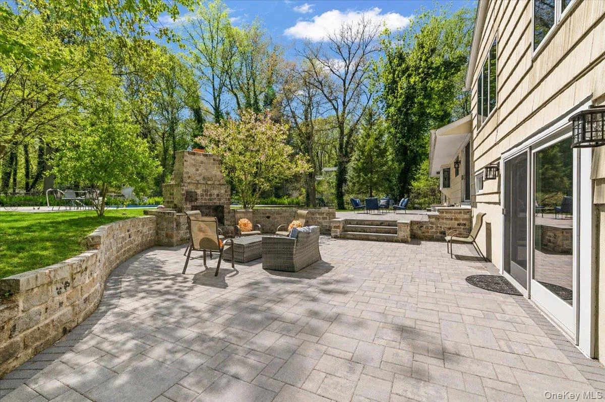 5 Fox Lane, Oyster Bay, NY, 4 Bedrooms Bedrooms, 9 Rooms Rooms,3 BathroomsBathrooms,Residential,For Rent,Fox,0,990449 5 Fox Lane, Oyster Bay, NY, 4 Bedrooms Bedrooms, 9 Rooms Rooms,3 BathroomsBathrooms,Residential,For Rent,Fox,0,990449