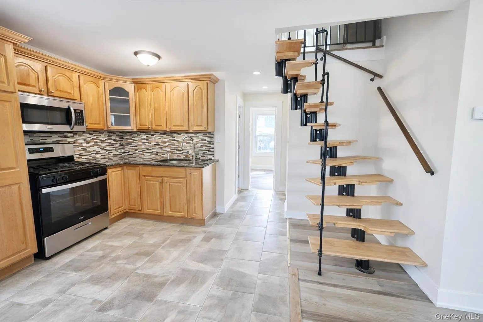 46 Dawson Avenue, Smithtown, NY, 4 Bedrooms Bedrooms, 6 Rooms Rooms,1 BathroomBathrooms,Residential Lease,For Rent,Dawson,0,990464 46 Dawson Avenue, Smithtown, NY, 4 Bedrooms Bedrooms, 6 Rooms Rooms,1 BathroomBathrooms,Residential Lease,For Rent,Dawson,0,990464