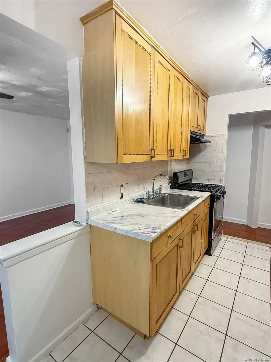 1043 57th Street, New York, NY, 3 Bedrooms Bedrooms, 5 Rooms Rooms,1 BathroomBathrooms,Residential Lease,For Rent,57th,0,990470 1043 57th Street, New York, NY, 3 Bedrooms Bedrooms, 5 Rooms Rooms,1 BathroomBathrooms,Residential Lease,For Rent,57th,0,990470