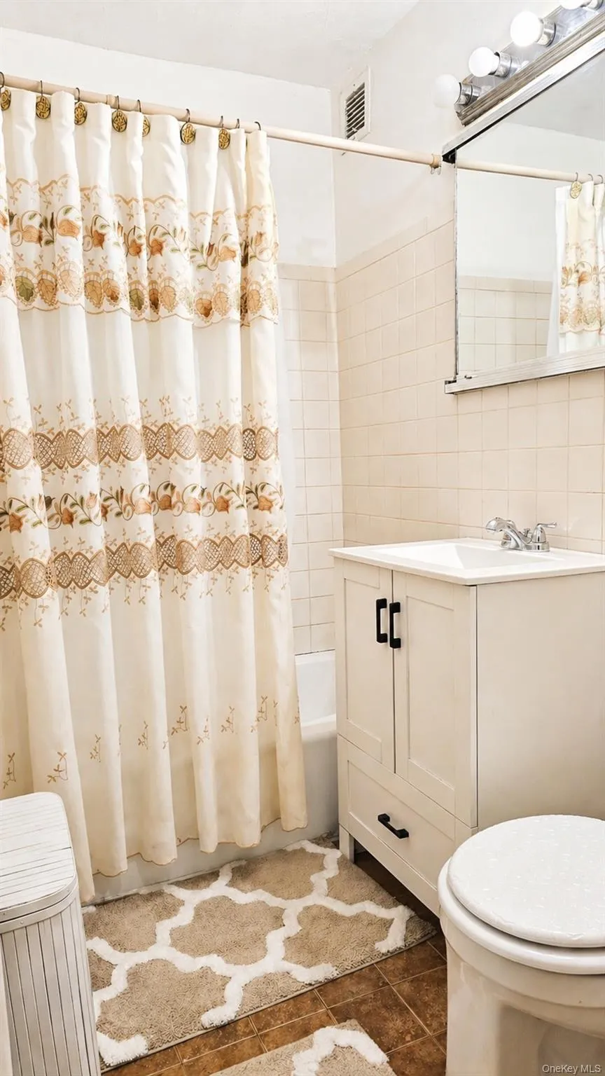1200 53rd Street, New York, NY, 2 Bedrooms Bedrooms, 5 Rooms Rooms,1 BathroomBathrooms,Residential,For Rent,53rd,0,990475 1200 53rd Street, New York, NY, 2 Bedrooms Bedrooms, 5 Rooms Rooms,1 BathroomBathrooms,Residential,For Rent,53rd,0,990475