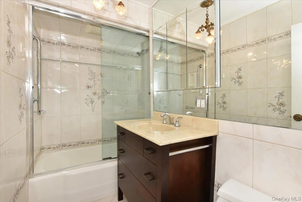 Hall Bath #2 Hall Bath #2