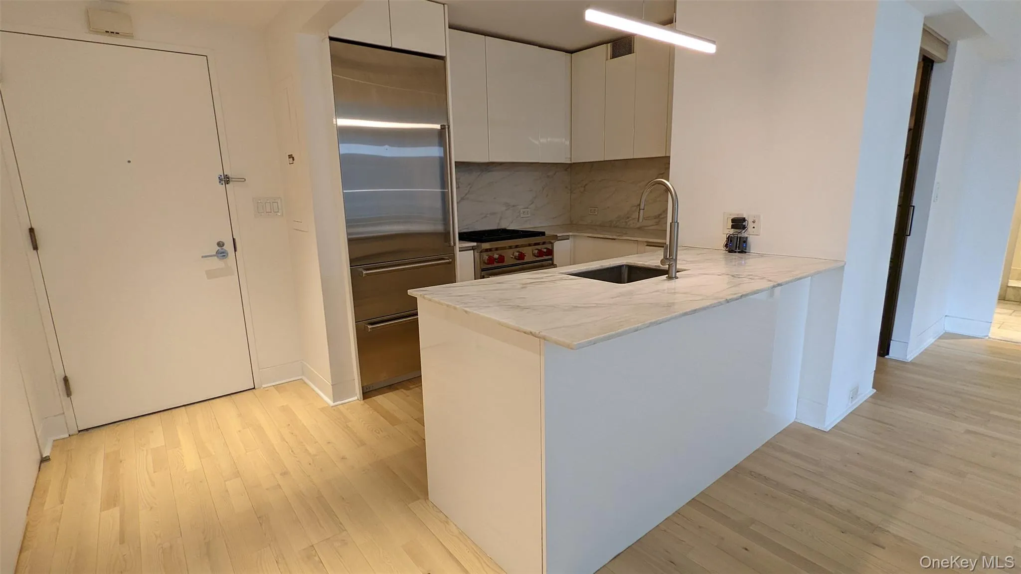 322 W 57 Street, New York, NY, 2 Rooms Rooms,1 BathroomBathrooms,Residential Lease,For Rent,W 57,0,990491 322 W 57 Street, New York, NY, 2 Rooms Rooms,1 BathroomBathrooms,Residential Lease,For Rent,W 57,0,990491