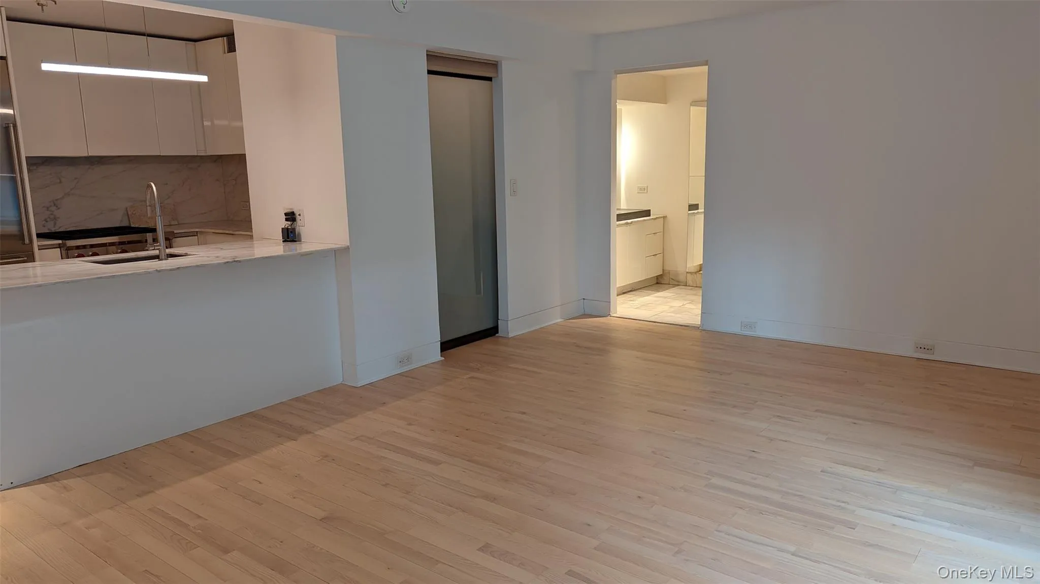 322 W 57 Street, New York, NY, 2 Rooms Rooms,1 BathroomBathrooms,Residential Lease,For Rent,W 57,0,990491 322 W 57 Street, New York, NY, 2 Rooms Rooms,1 BathroomBathrooms,Residential Lease,For Rent,W 57,0,990491