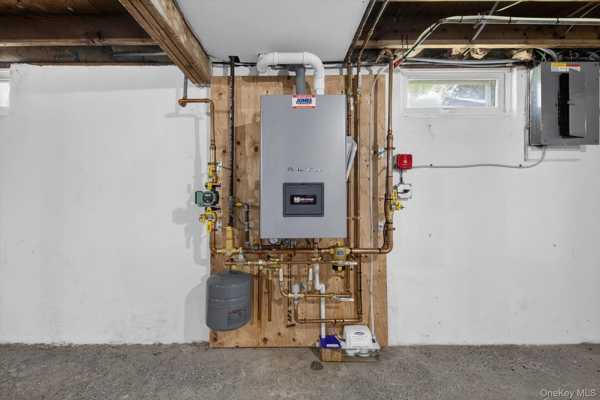 Brand new on-demand heat & hot water system Brand new on-demand heat & hot water system