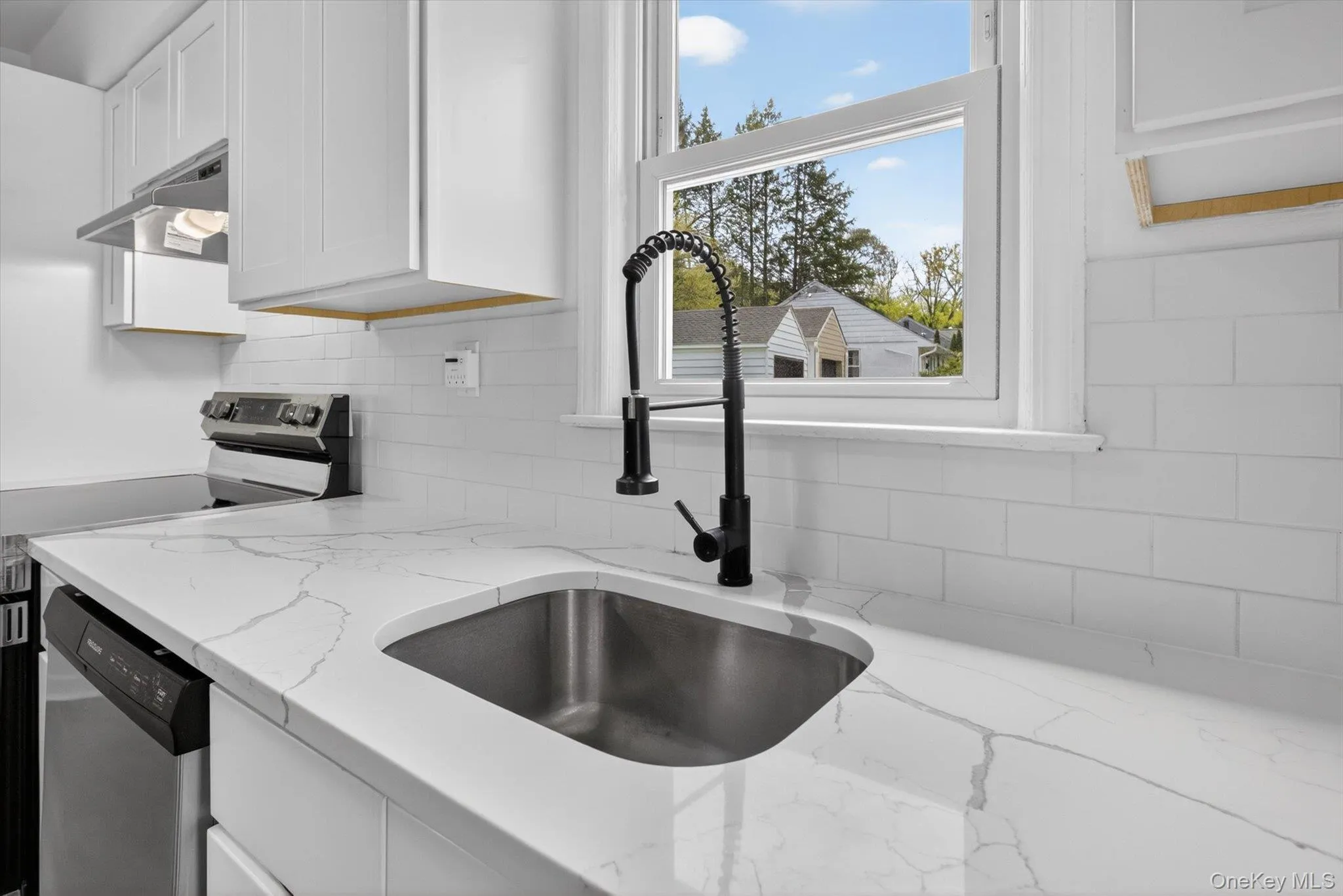 14 Roslyn Street, Wawarsing, NY, 3 Bedrooms Bedrooms, 7 Rooms Rooms,1 BathroomBathrooms,Residential,For Rent,Roslyn,0,990492 14 Roslyn Street, Wawarsing, NY, 3 Bedrooms Bedrooms, 7 Rooms Rooms,1 BathroomBathrooms,Residential,For Rent,Roslyn,0,990492