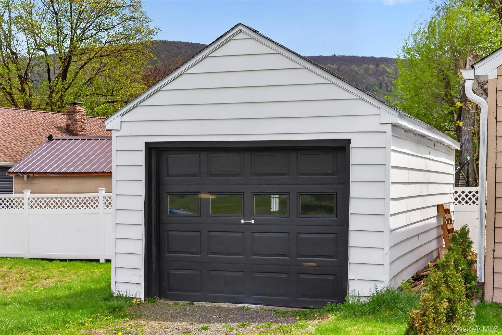 14 Roslyn Street, Wawarsing, NY, 3 Bedrooms Bedrooms, 7 Rooms Rooms,1 BathroomBathrooms,Residential,For Rent,Roslyn,0,990492 14 Roslyn Street, Wawarsing, NY, 3 Bedrooms Bedrooms, 7 Rooms Rooms,1 BathroomBathrooms,Residential,For Rent,Roslyn,0,990492