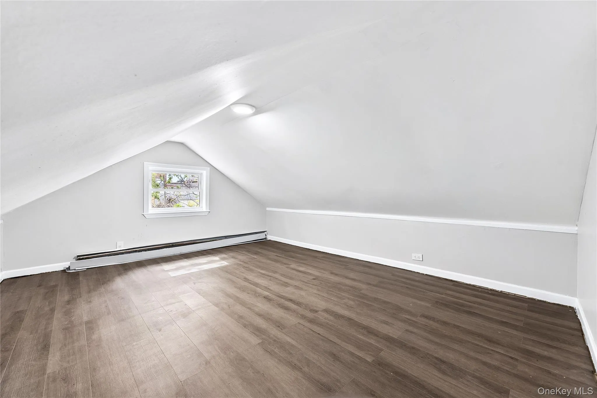 4306 Matilda Avenue, New York, NY, 4 Bedrooms Bedrooms, 8 Rooms Rooms,1 BathroomBathrooms,Residential Lease,For Rent,Matilda,0,990493 4306 Matilda Avenue, New York, NY, 4 Bedrooms Bedrooms, 8 Rooms Rooms,1 BathroomBathrooms,Residential Lease,For Rent,Matilda,0,990493