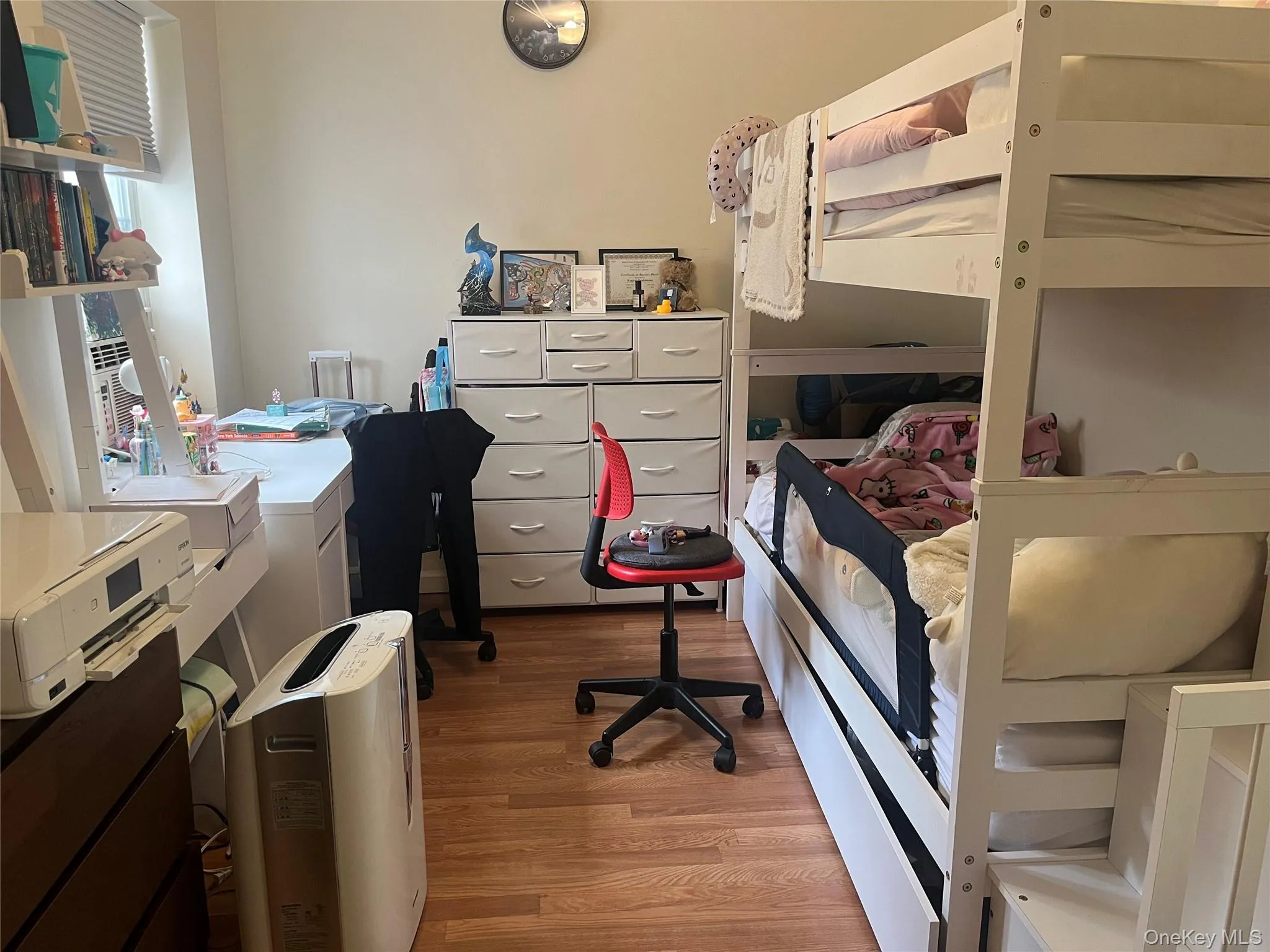 208-08 39 Avenue, New York, NY, 3 Bedrooms Bedrooms, 5 Rooms Rooms,1 BathroomBathrooms,Residential Lease,For Rent,39,0,990496 208-08 39 Avenue, New York, NY, 3 Bedrooms Bedrooms, 5 Rooms Rooms,1 BathroomBathrooms,Residential Lease,For Rent,39,0,990496