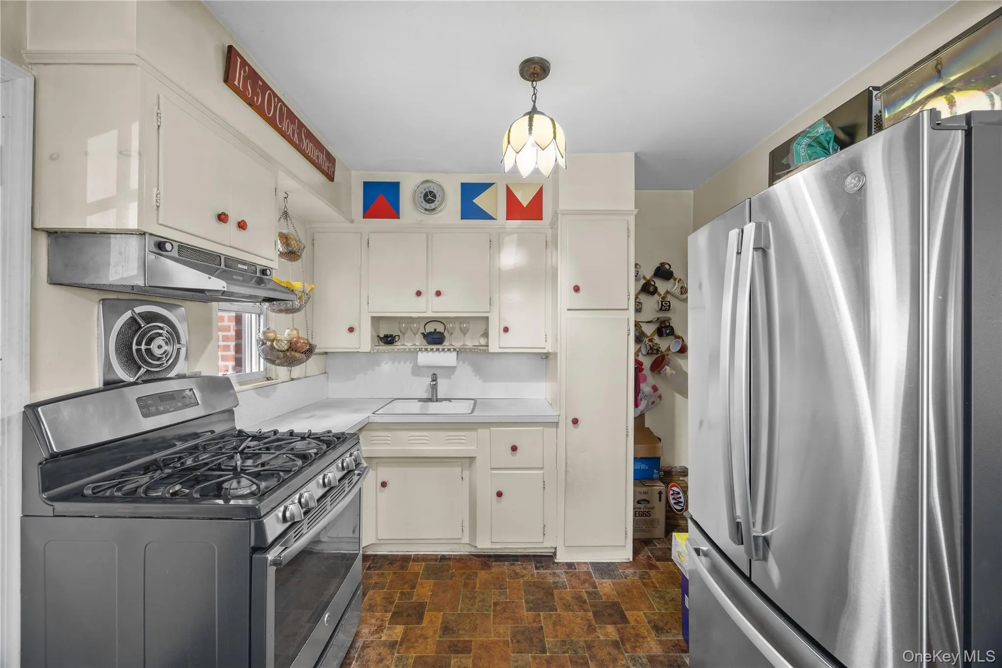 13817 64th Avenue, New York, NY, 2 Bedrooms Bedrooms, 5 Rooms Rooms,2 BathroomsBathrooms,Residential,For Rent,64th,0,990506 13817 64th Avenue, New York, NY, 2 Bedrooms Bedrooms, 5 Rooms Rooms,2 BathroomsBathrooms,Residential,For Rent,64th,0,990506