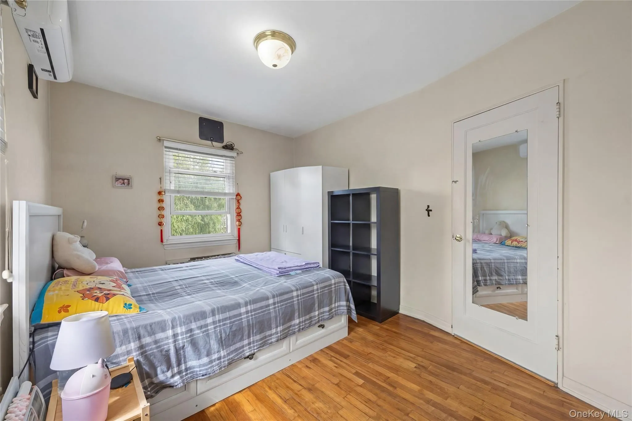 13817 64th Avenue, New York, NY, 2 Bedrooms Bedrooms, 5 Rooms Rooms,2 BathroomsBathrooms,Residential,For Rent,64th,0,990506 13817 64th Avenue, New York, NY, 2 Bedrooms Bedrooms, 5 Rooms Rooms,2 BathroomsBathrooms,Residential,For Rent,64th,0,990506