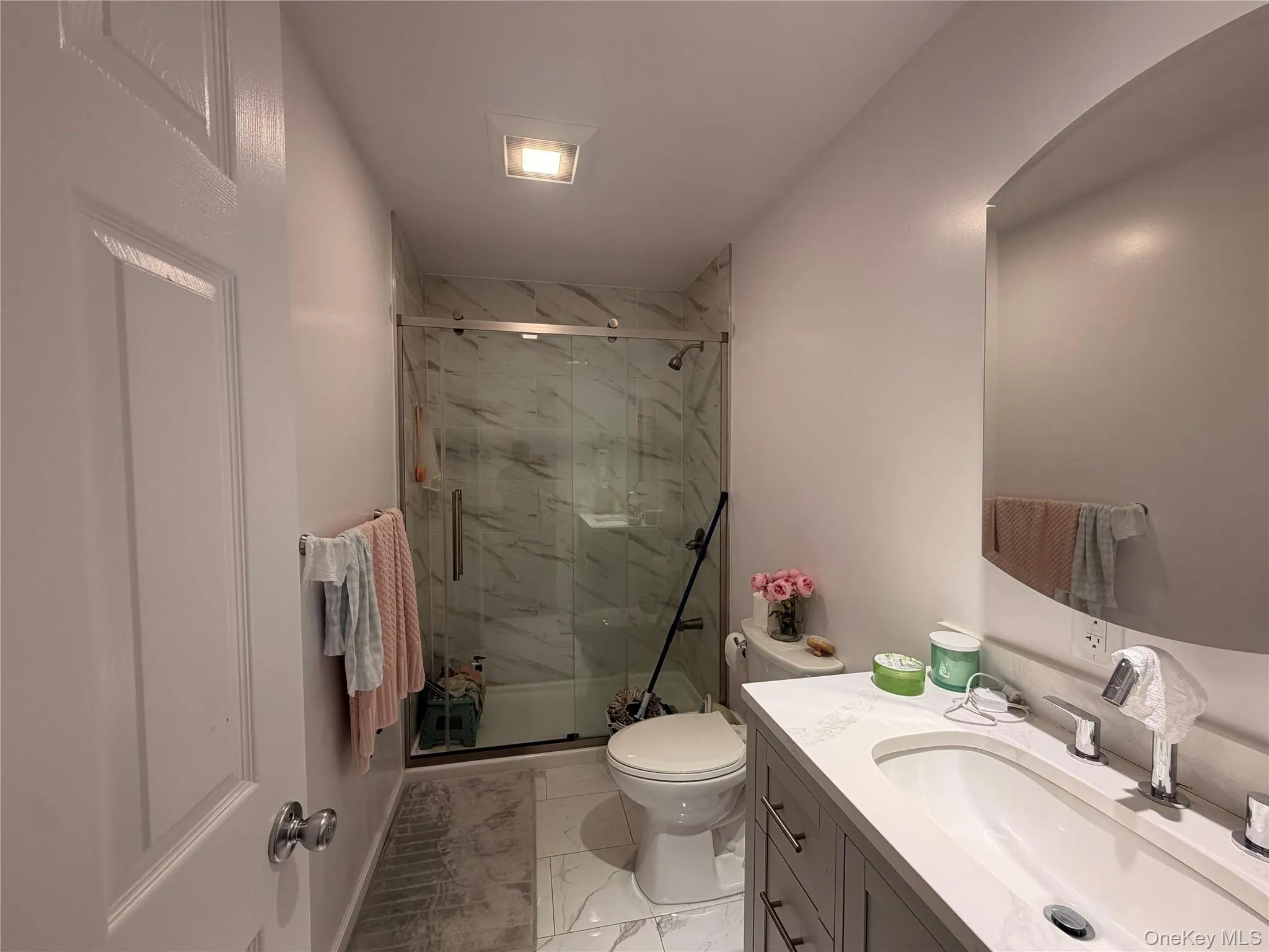 59 Schobl Street, Mount Hope, NY, 3 Bedrooms Bedrooms, 8 Rooms Rooms,2 BathroomsBathrooms,Residential,For Rent,Schobl,0,KEY990526 59 Schobl Street, Mount Hope, NY, 3 Bedrooms Bedrooms, 8 Rooms Rooms,2 BathroomsBathrooms,Residential,For Rent,Schobl,0,KEY990526