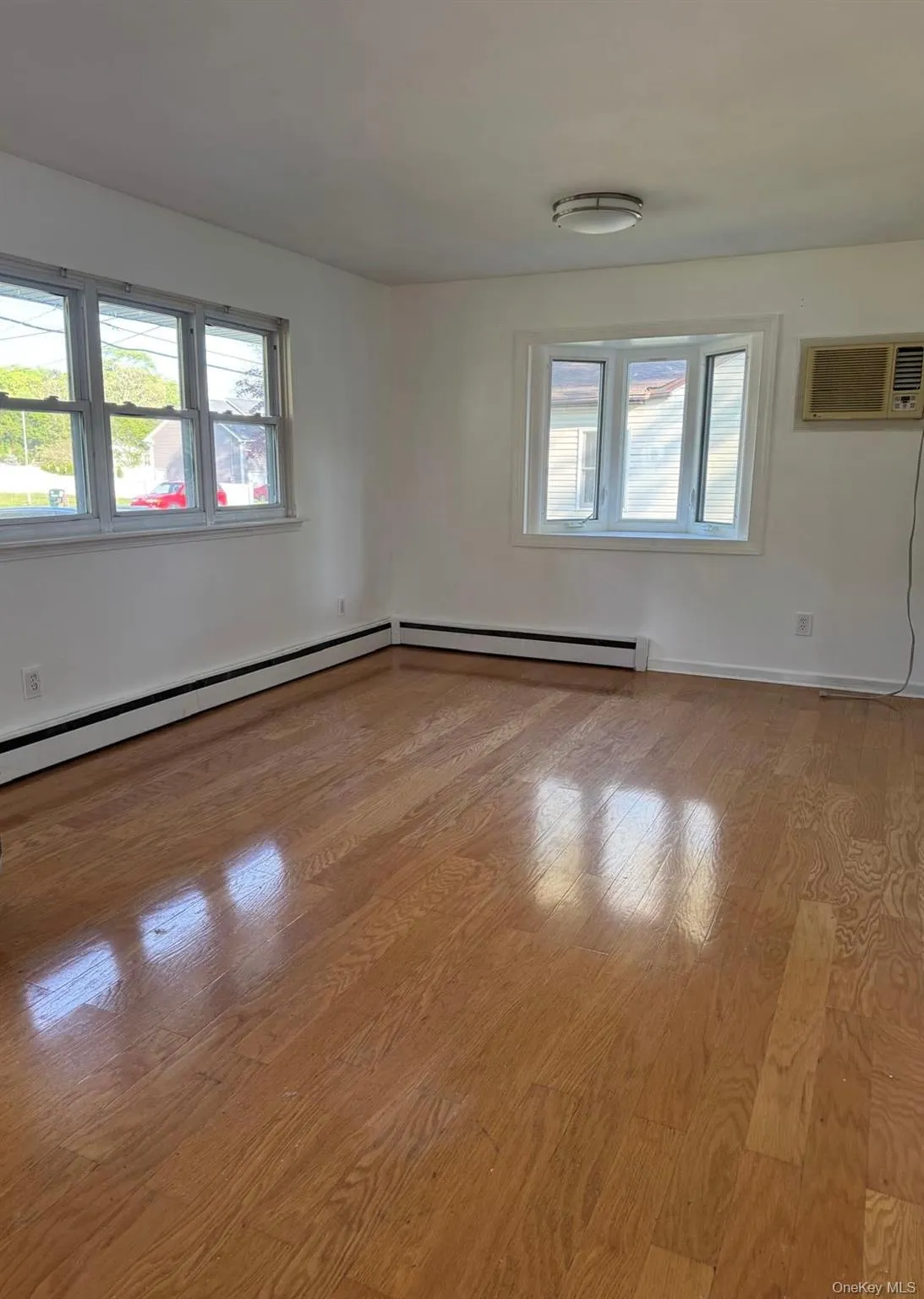 35 Auborn Avenue, Brookhaven, NY, 3 Bedrooms Bedrooms, 6 Rooms Rooms,1 BathroomBathrooms,Residential Lease,For Rent,Auborn,0,990541 35 Auborn Avenue, Brookhaven, NY, 3 Bedrooms Bedrooms, 6 Rooms Rooms,1 BathroomBathrooms,Residential Lease,For Rent,Auborn,0,990541