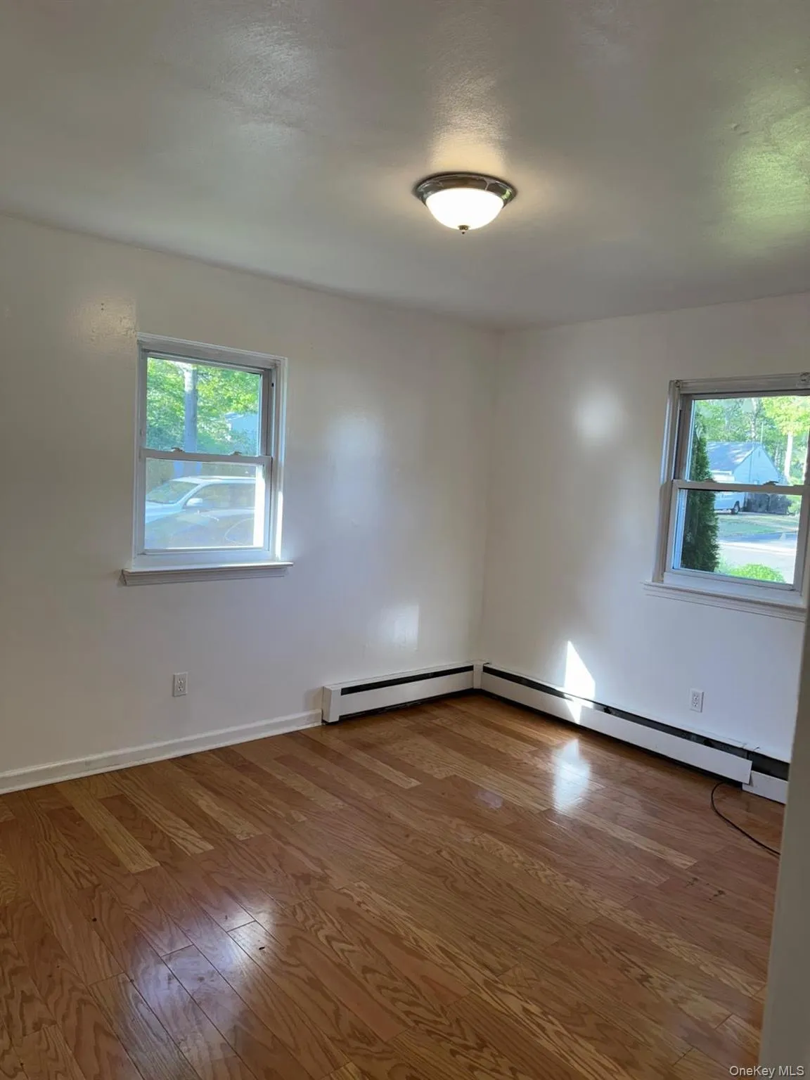 35 Auborn Avenue, Brookhaven, NY, 3 Bedrooms Bedrooms, 6 Rooms Rooms,1 BathroomBathrooms,Residential Lease,For Rent,Auborn,0,990541 35 Auborn Avenue, Brookhaven, NY, 3 Bedrooms Bedrooms, 6 Rooms Rooms,1 BathroomBathrooms,Residential Lease,For Rent,Auborn,0,990541