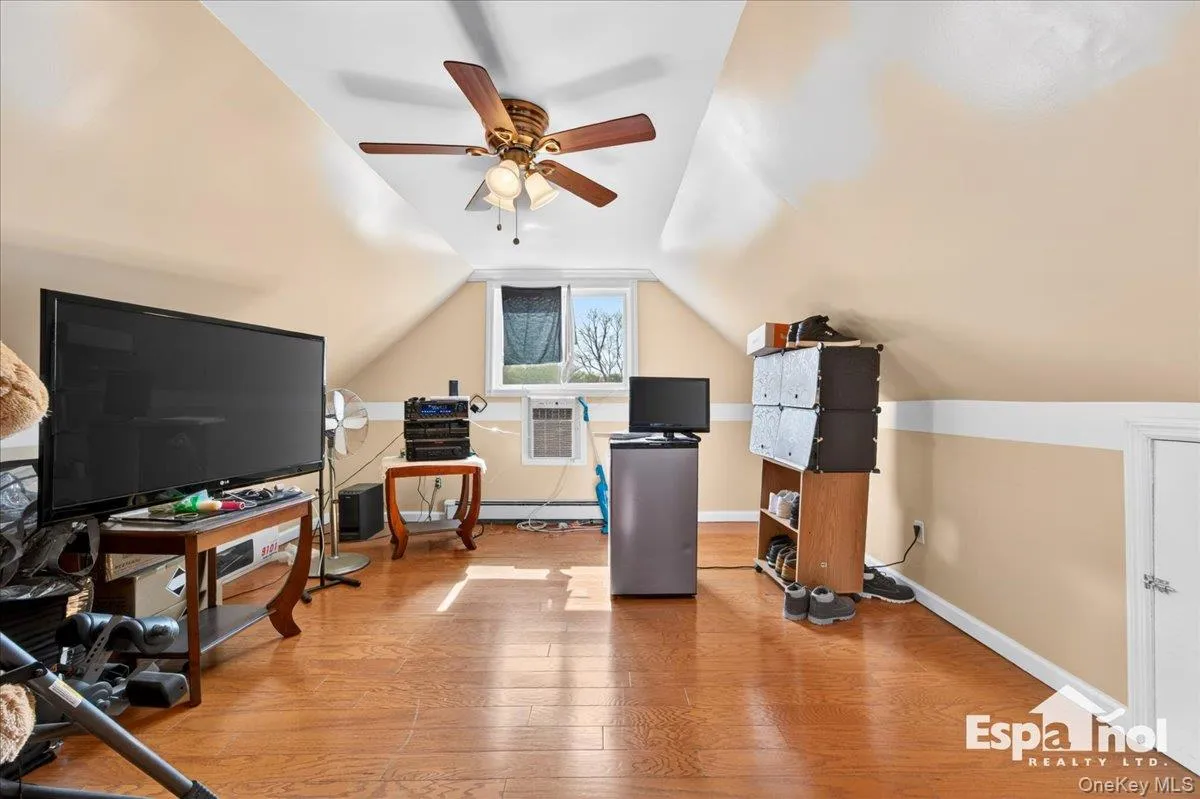 36 Ronald Drive, Babylon, NY, 5 Bedrooms Bedrooms, 9 Rooms Rooms,3 BathroomsBathrooms,Residential Sale,For Rent,Ronald,0,990542 36 Ronald Drive, Babylon, NY, 5 Bedrooms Bedrooms, 9 Rooms Rooms,3 BathroomsBathrooms,Residential Sale,For Rent,Ronald,0,990542