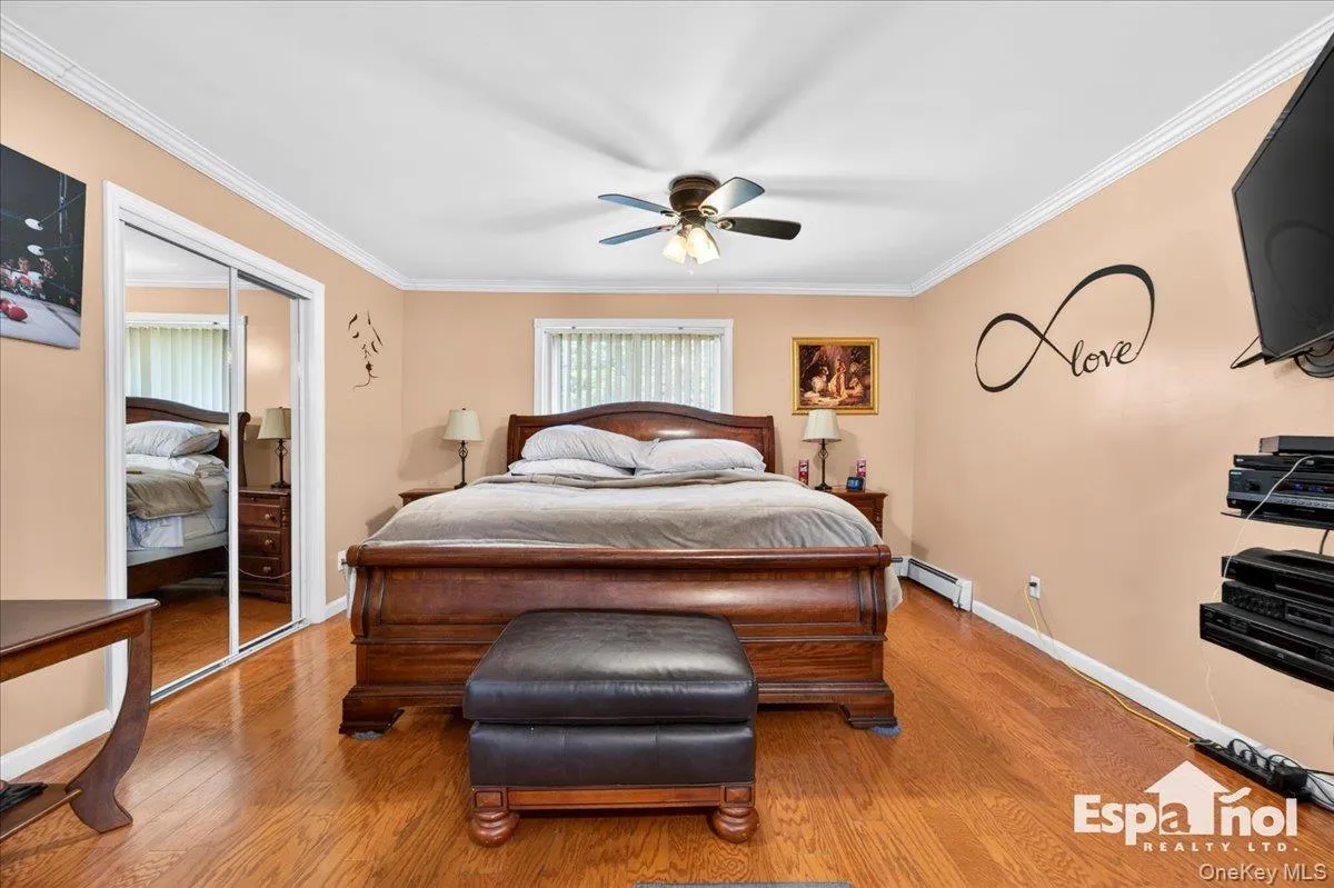36 Ronald Drive, Babylon, NY, 5 Bedrooms Bedrooms, 9 Rooms Rooms,3 BathroomsBathrooms,Residential Sale,For Rent,Ronald,0,990542 36 Ronald Drive, Babylon, NY, 5 Bedrooms Bedrooms, 9 Rooms Rooms,3 BathroomsBathrooms,Residential Sale,For Rent,Ronald,0,990542