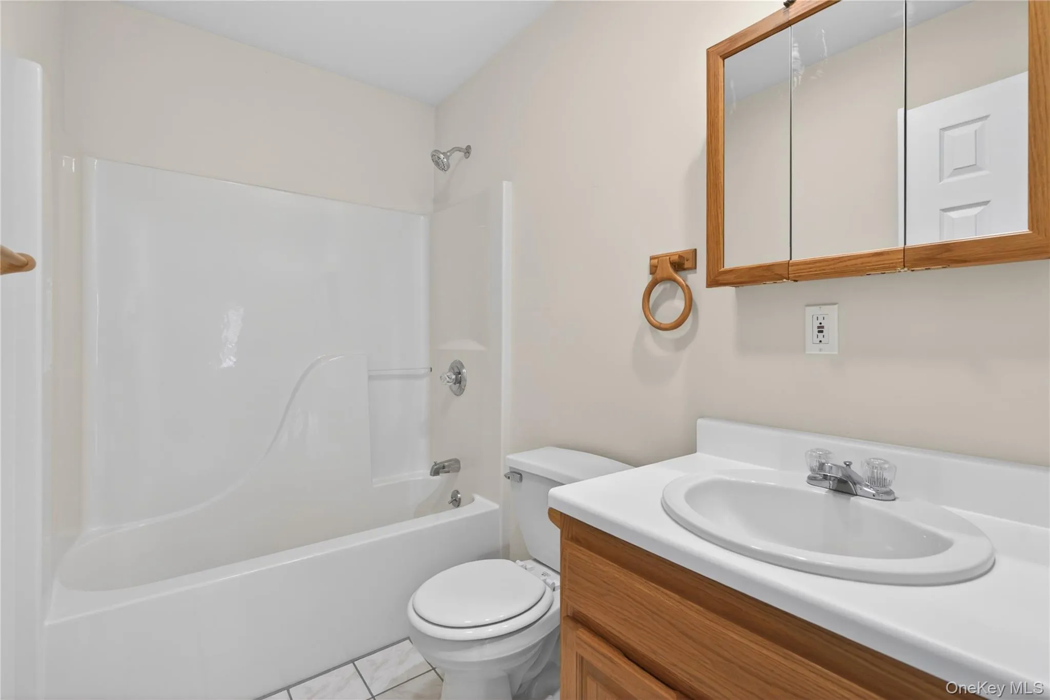 18 Locust Drive, Crawford, NY, 3 Bedrooms Bedrooms, 10 Rooms Rooms,2 BathroomsBathrooms,Residential,For Rent,Locust,0,990547 18 Locust Drive, Crawford, NY, 3 Bedrooms Bedrooms, 10 Rooms Rooms,2 BathroomsBathrooms,Residential,For Rent,Locust,0,990547