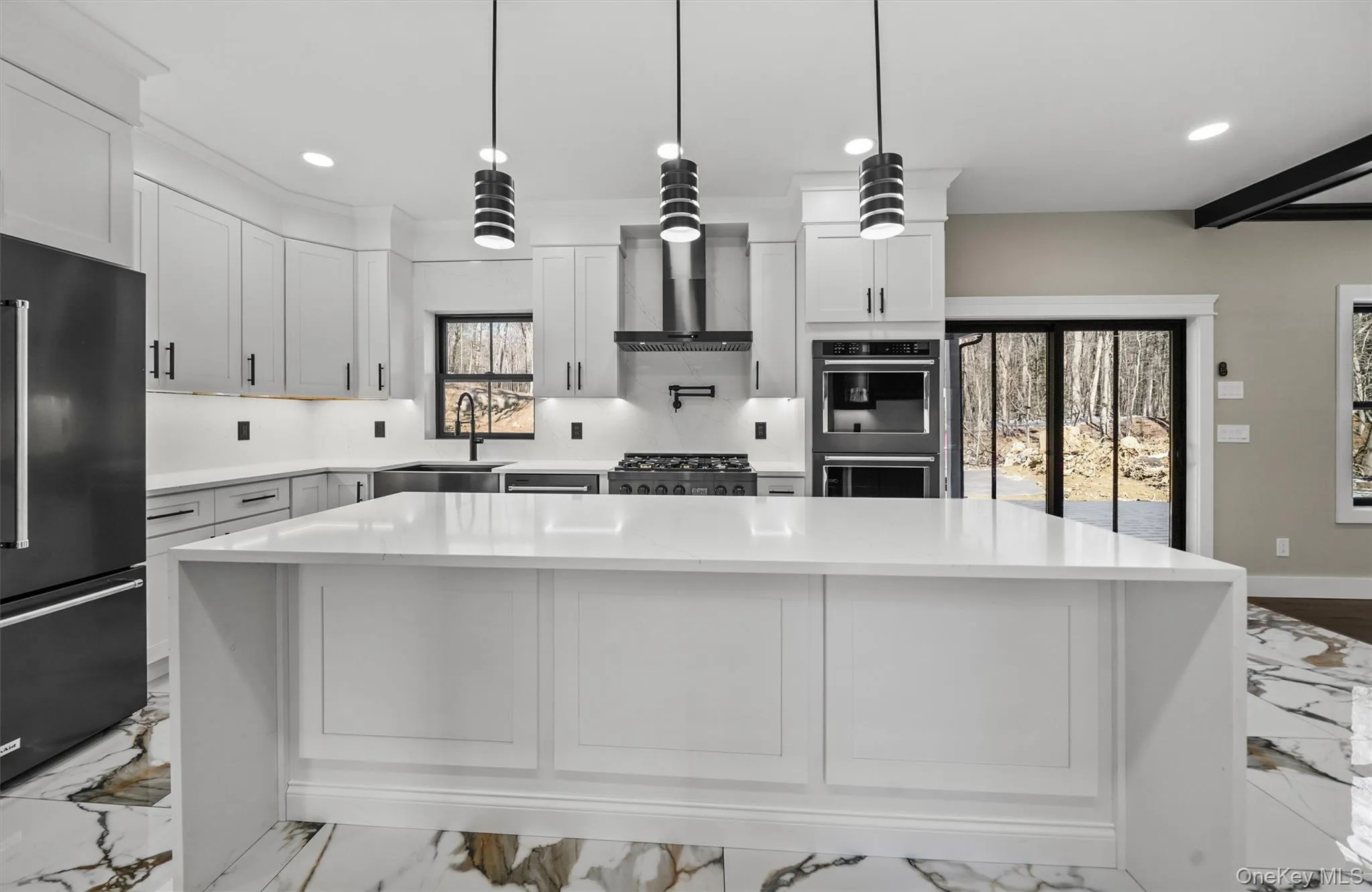 Pictures of a similar home recently completed by the builder. Pictures of a similar home recently completed by the builder.