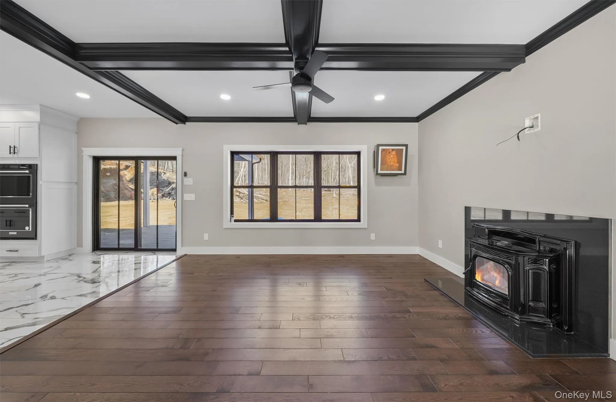Pictures of a similar home recently completed by the builder. Pictures of a similar home recently completed by the builder.