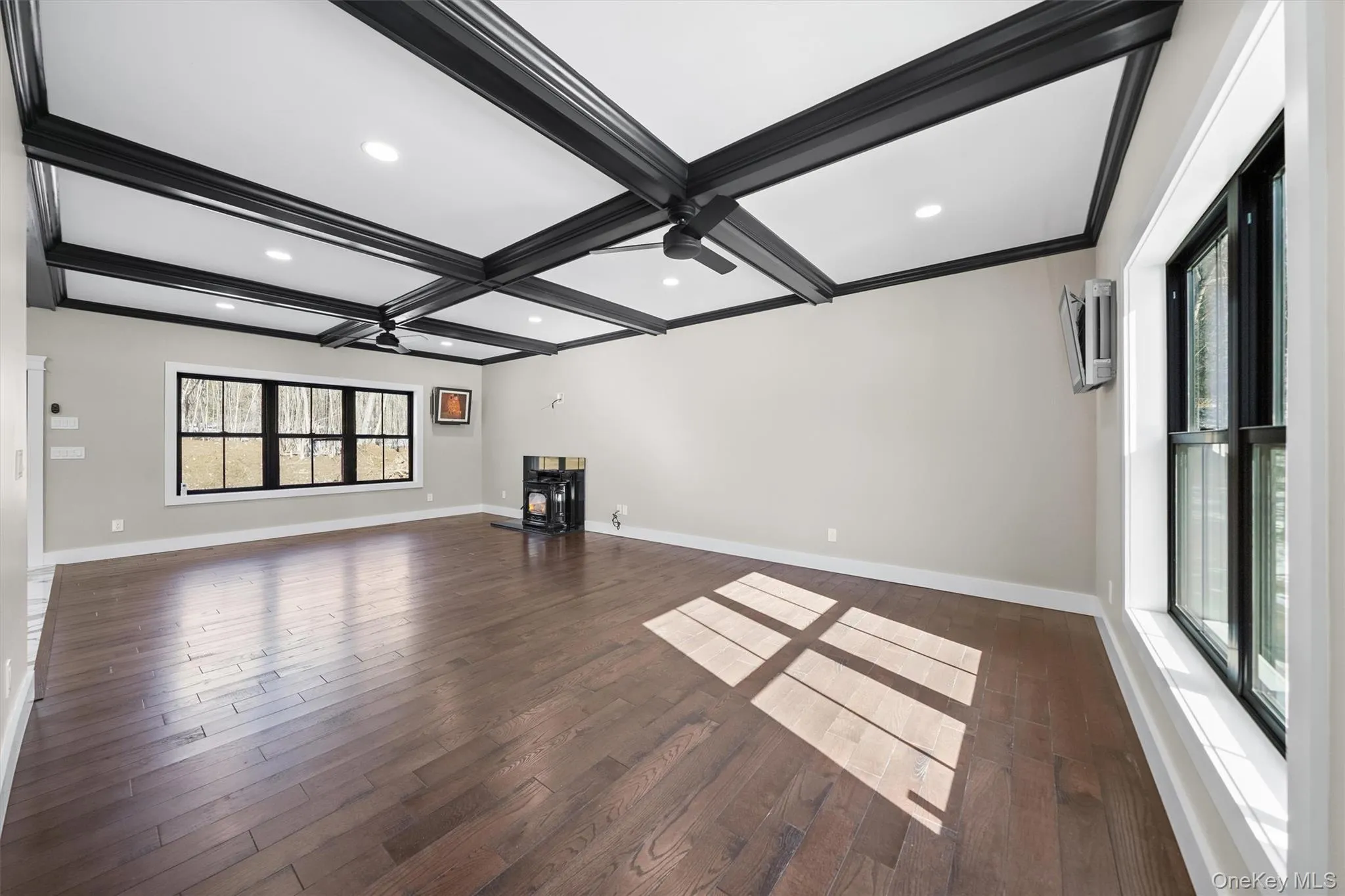 Pictures of a similar home recently completed by the builder. Pictures of a similar home recently completed by the builder.