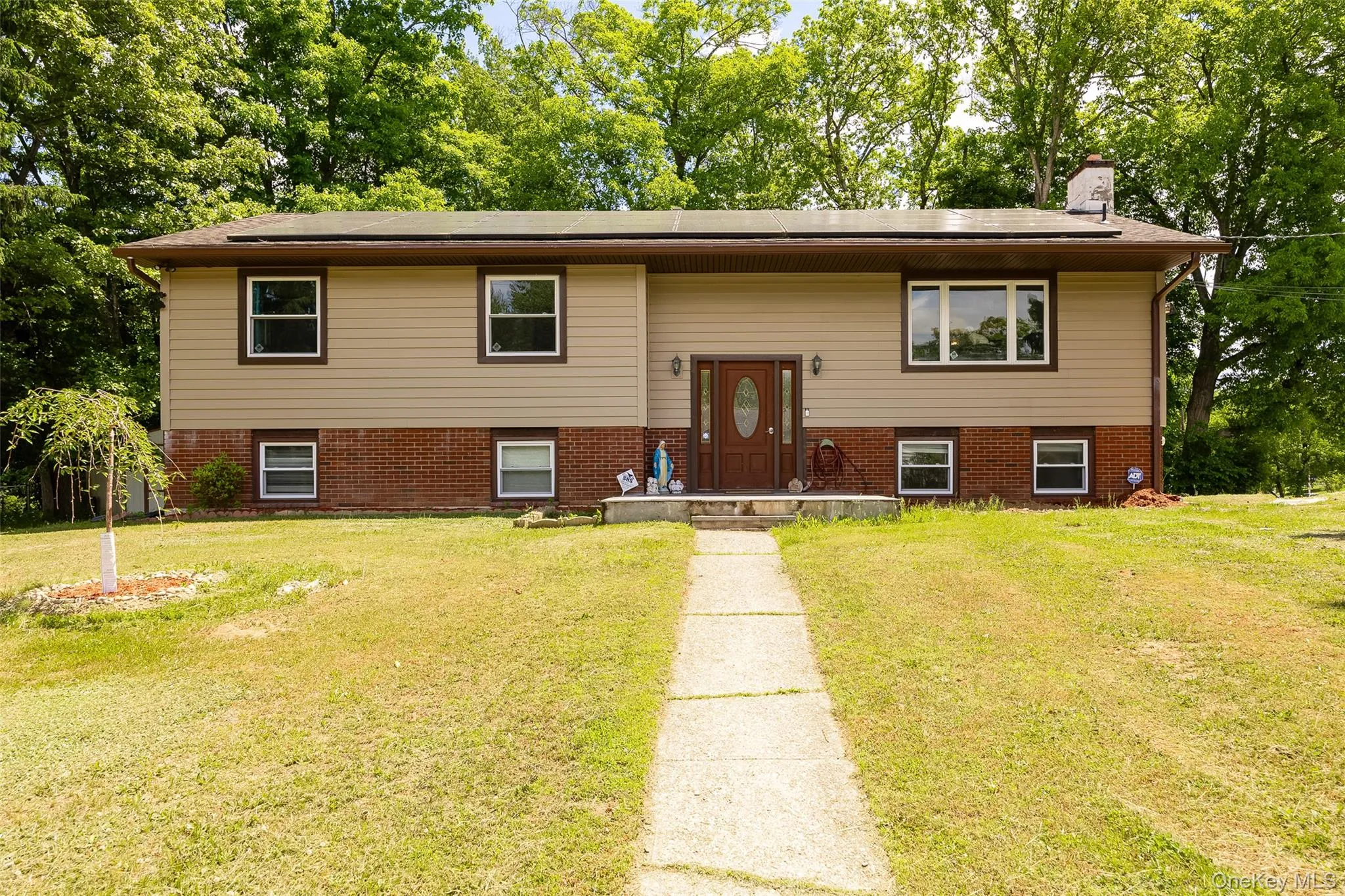 2 Lawrence Road, Hyde Park, NY, 3 Bedrooms Bedrooms, 7 Rooms Rooms,2 BathroomsBathrooms,Residential,For Rent,Lawrence,0,990558 2 Lawrence Road, Hyde Park, NY, 3 Bedrooms Bedrooms, 7 Rooms Rooms,2 BathroomsBathrooms,Residential,For Rent,Lawrence,0,990558