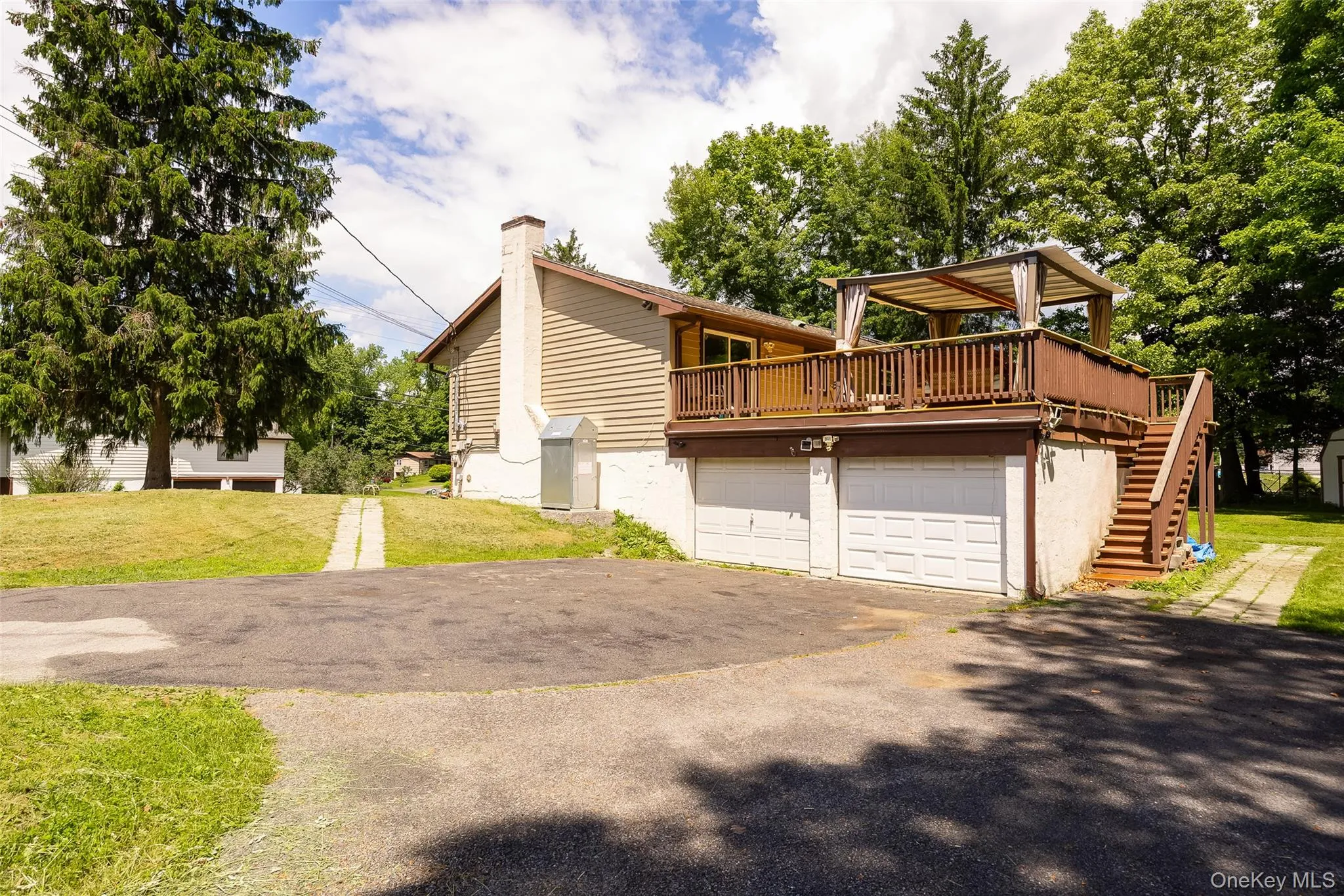 2 Lawrence Road, Hyde Park, NY, 3 Bedrooms Bedrooms, 7 Rooms Rooms,2 BathroomsBathrooms,Residential,For Rent,Lawrence,0,990558 2 Lawrence Road, Hyde Park, NY, 3 Bedrooms Bedrooms, 7 Rooms Rooms,2 BathroomsBathrooms,Residential,For Rent,Lawrence,0,990558