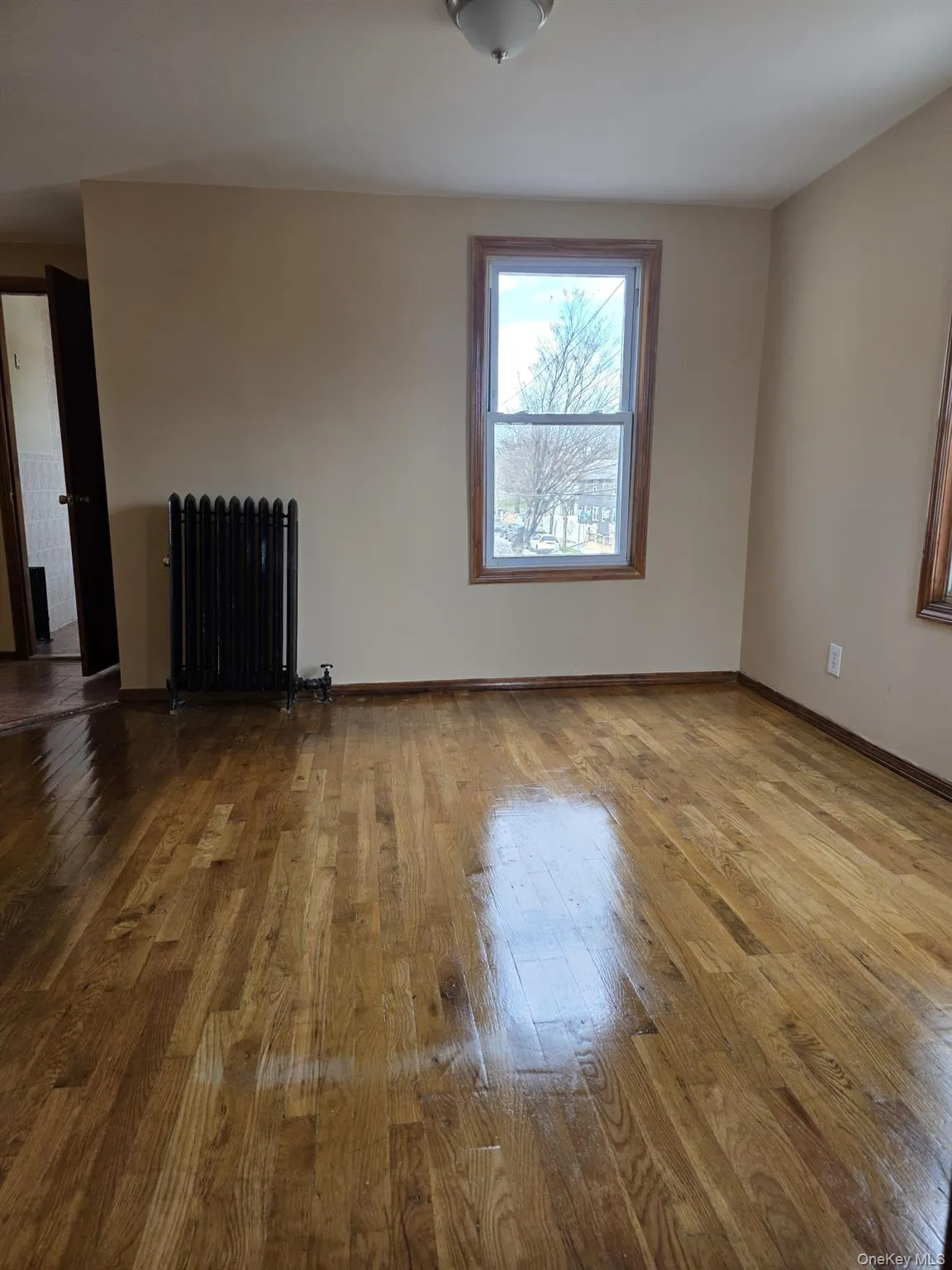 178-45 145th Road, New York, NY, 3 Bedrooms Bedrooms, 6 Rooms Rooms,1 BathroomBathrooms,Residential Lease,For Rent,145th,0,990562 178-45 145th Road, New York, NY, 3 Bedrooms Bedrooms, 6 Rooms Rooms,1 BathroomBathrooms,Residential Lease,For Rent,145th,0,990562