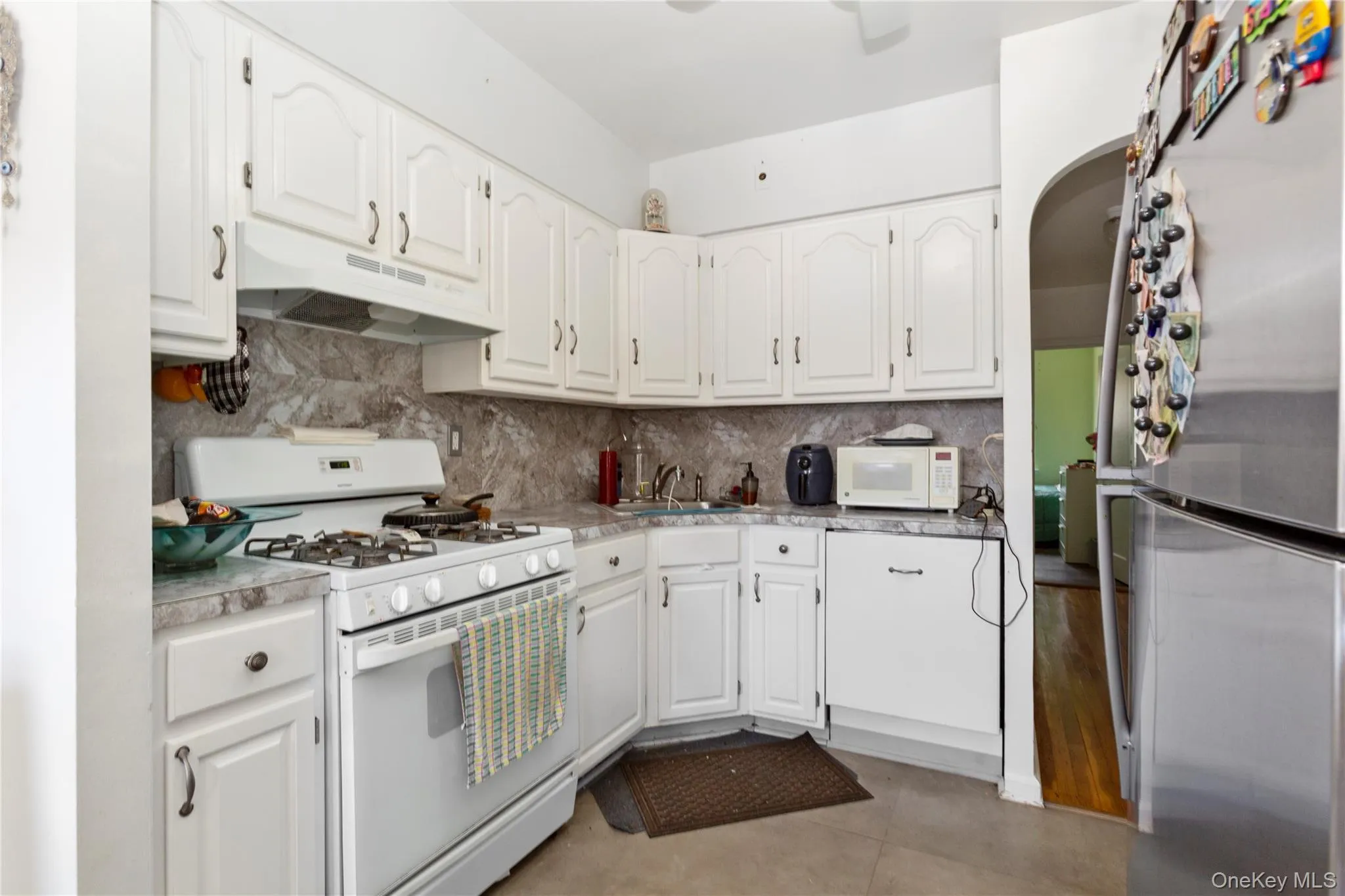 2904 164th Street, New York, NY, 3 Bedrooms Bedrooms, 8 Rooms Rooms,2 BathroomsBathrooms,Residential,For Rent,164th,0,990567 2904 164th Street, New York, NY, 3 Bedrooms Bedrooms, 8 Rooms Rooms,2 BathroomsBathrooms,Residential,For Rent,164th,0,990567