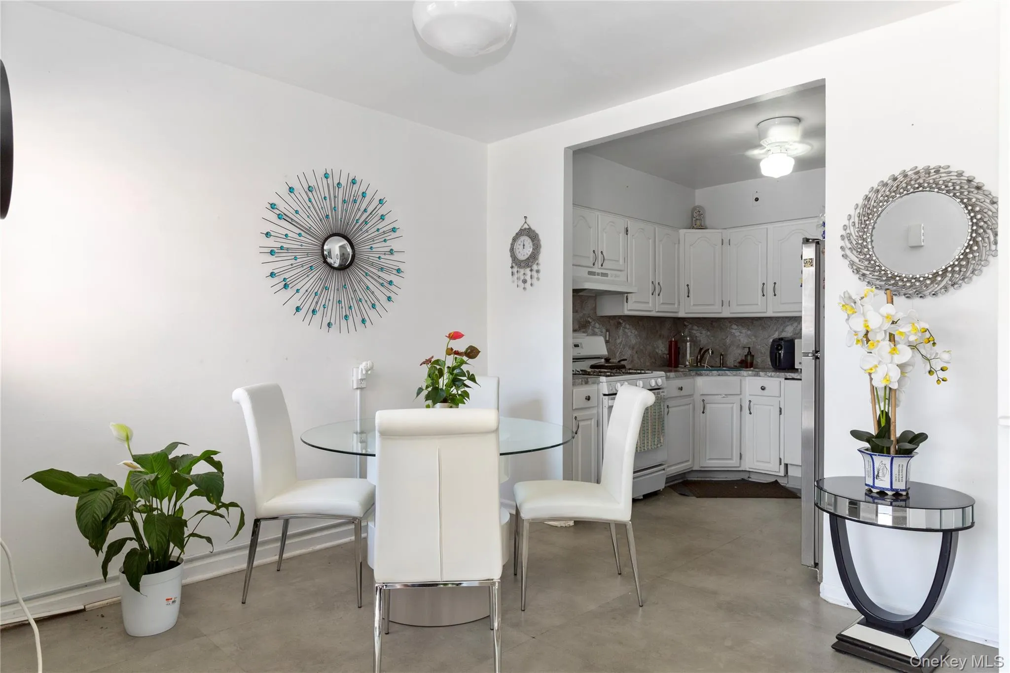 2904 164th Street, New York, NY, 3 Bedrooms Bedrooms, 8 Rooms Rooms,2 BathroomsBathrooms,Residential,For Rent,164th,0,990567 2904 164th Street, New York, NY, 3 Bedrooms Bedrooms, 8 Rooms Rooms,2 BathroomsBathrooms,Residential,For Rent,164th,0,990567