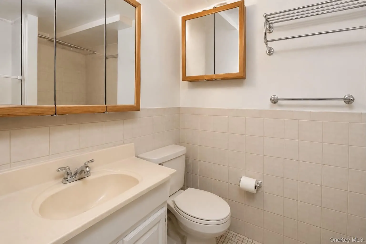 2904 164th Street, New York, NY, 3 Bedrooms Bedrooms, 8 Rooms Rooms,2 BathroomsBathrooms,Residential,For Rent,164th,0,990567 2904 164th Street, New York, NY, 3 Bedrooms Bedrooms, 8 Rooms Rooms,2 BathroomsBathrooms,Residential,For Rent,164th,0,990567