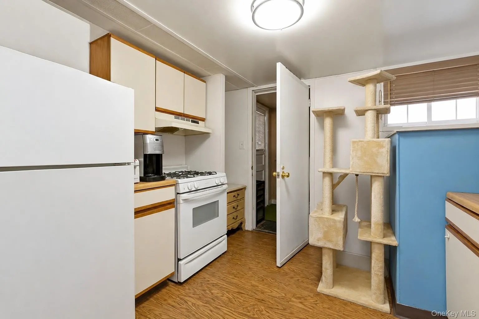 2904 164th Street, New York, NY, 3 Bedrooms Bedrooms, 8 Rooms Rooms,2 BathroomsBathrooms,Residential,For Rent,164th,0,990567 2904 164th Street, New York, NY, 3 Bedrooms Bedrooms, 8 Rooms Rooms,2 BathroomsBathrooms,Residential,For Rent,164th,0,990567