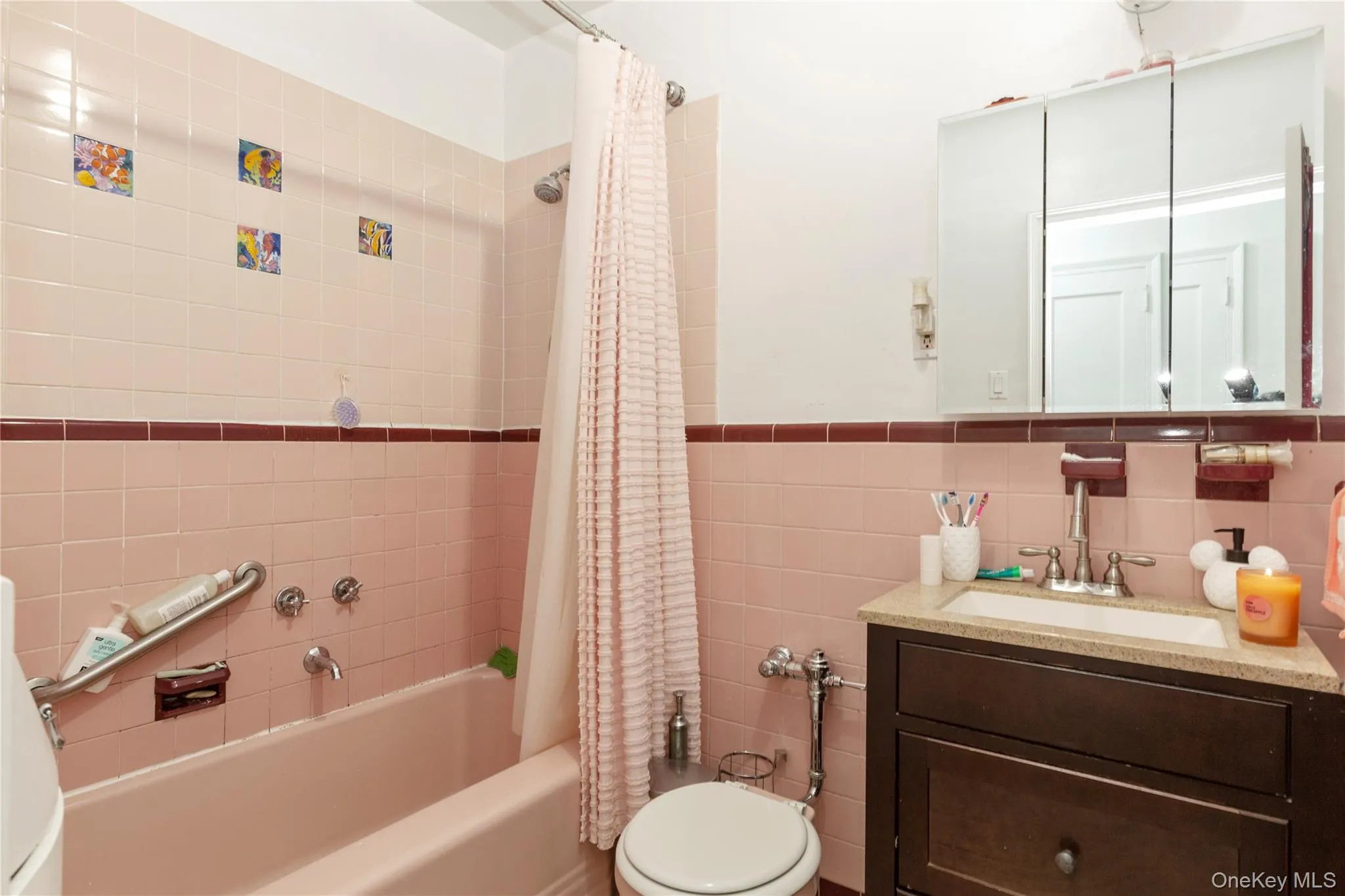 2904 164th Street, New York, NY, 3 Bedrooms Bedrooms, 8 Rooms Rooms,2 BathroomsBathrooms,Residential,For Rent,164th,0,990567 2904 164th Street, New York, NY, 3 Bedrooms Bedrooms, 8 Rooms Rooms,2 BathroomsBathrooms,Residential,For Rent,164th,0,990567