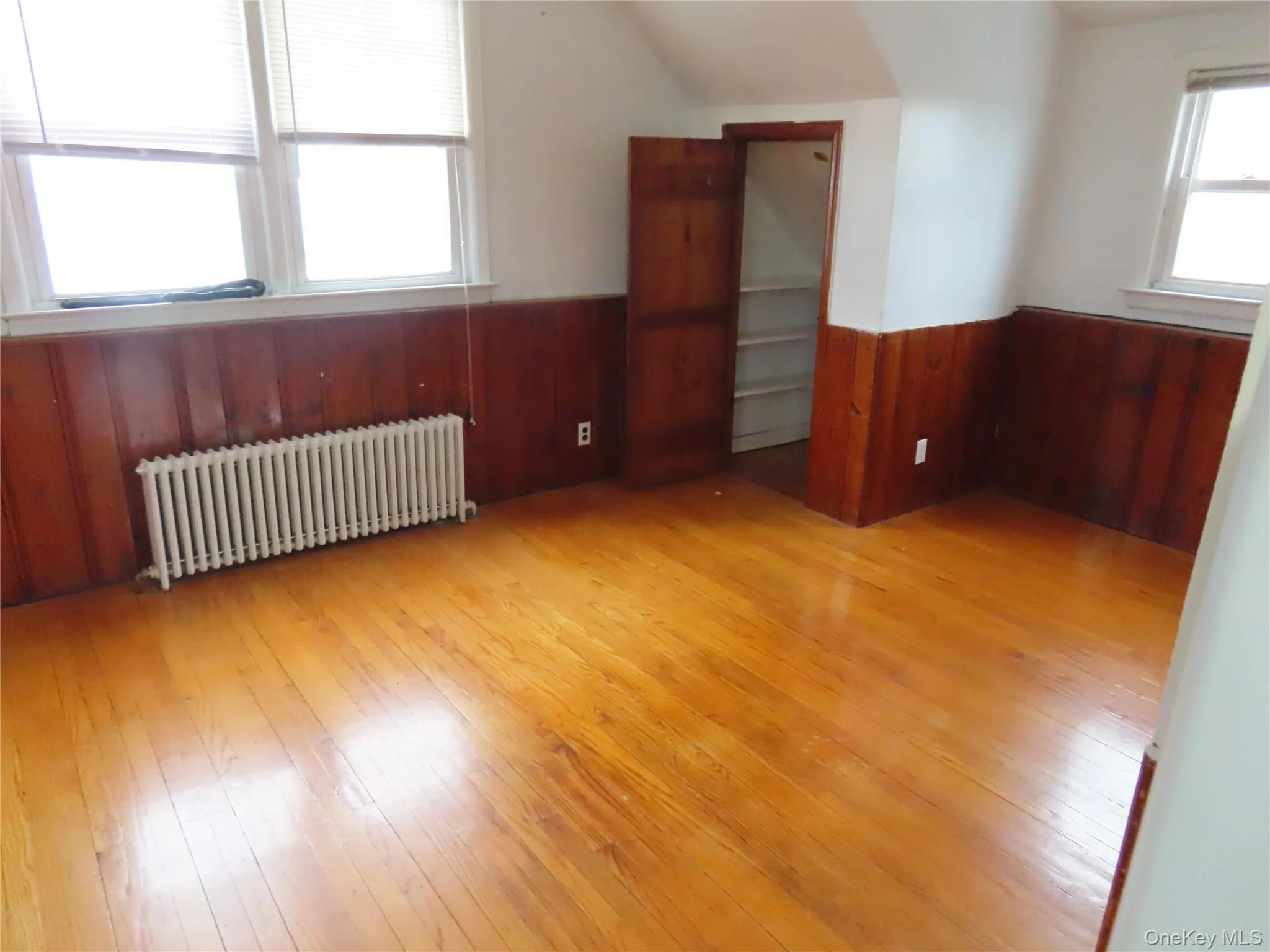 78A Upper Deer Park Avenue, Babylon, NY, 1 Bedroom Bedrooms, 3 Rooms Rooms,1 BathroomBathrooms,Residential Lease,For Rent,Deer Park,0,990576 78A Upper Deer Park Avenue, Babylon, NY, 1 Bedroom Bedrooms, 3 Rooms Rooms,1 BathroomBathrooms,Residential Lease,For Rent,Deer Park,0,990576