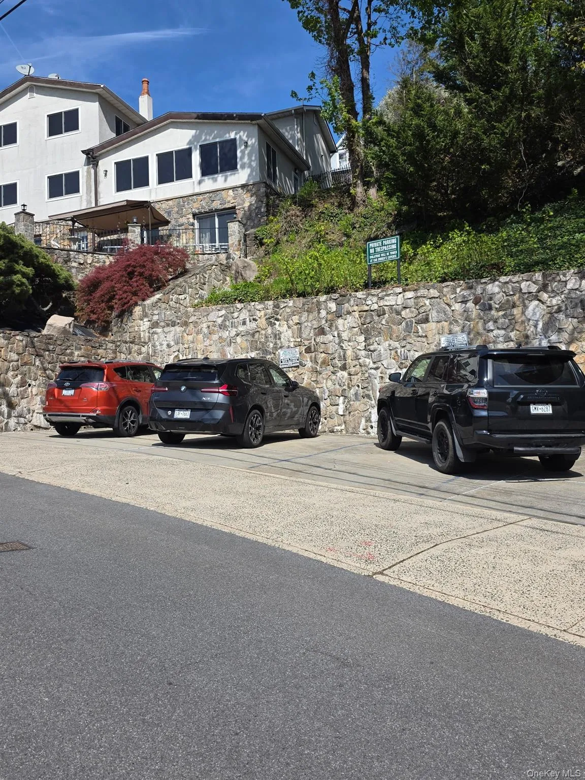 Off street parking Off street parking