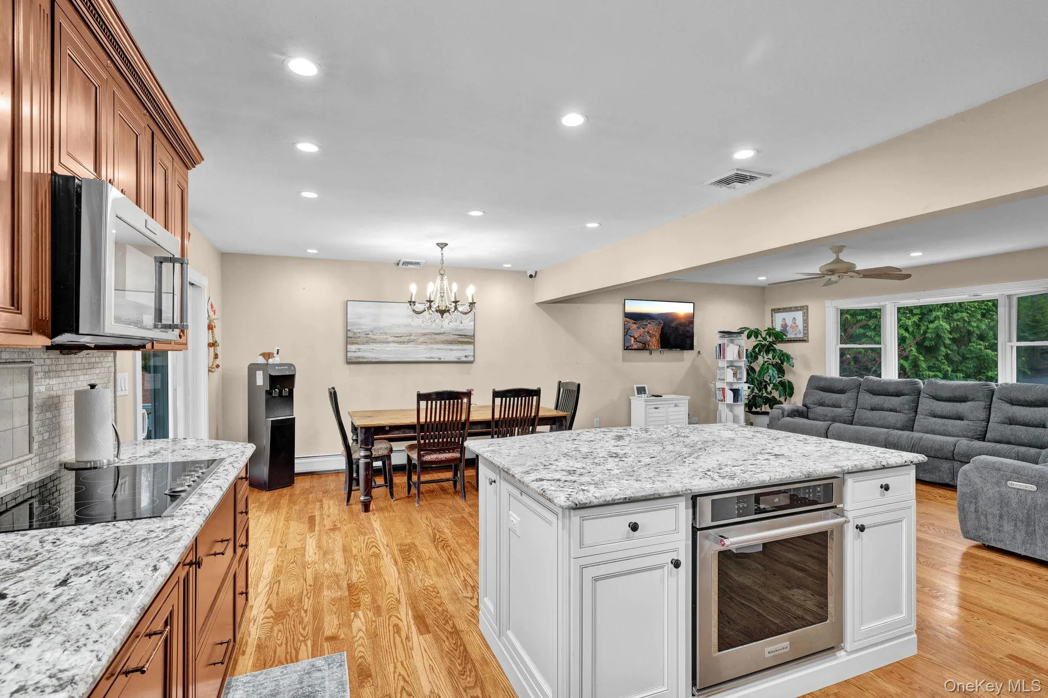 809 Highland Lake Road, Middletown, NY, 4 Bedrooms Bedrooms, 8 Rooms Rooms,3 BathroomsBathrooms,Residential Lease,For Rent,Highland Lake,0,990580 809 Highland Lake Road, Middletown, NY, 4 Bedrooms Bedrooms, 8 Rooms Rooms,3 BathroomsBathrooms,Residential Lease,For Rent,Highland Lake,0,990580