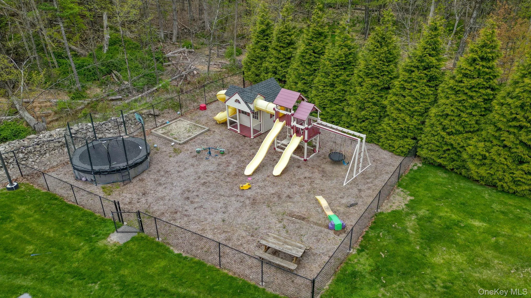 809 Highland Lake Road, Middletown, NY, 4 Bedrooms Bedrooms, 8 Rooms Rooms,3 BathroomsBathrooms,Residential Lease,For Rent,Highland Lake,0,990580 809 Highland Lake Road, Middletown, NY, 4 Bedrooms Bedrooms, 8 Rooms Rooms,3 BathroomsBathrooms,Residential Lease,For Rent,Highland Lake,0,990580