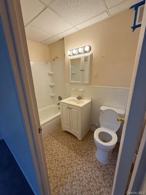 460 Old Town Road, Brookhaven, NY, 1 Bedroom Bedrooms, 4 Rooms Rooms,1 BathroomBathrooms,Residential Lease,For Rent,Old Town,0,990589 460 Old Town Road, Brookhaven, NY, 1 Bedroom Bedrooms, 4 Rooms Rooms,1 BathroomBathrooms,Residential Lease,For Rent,Old Town,0,990589