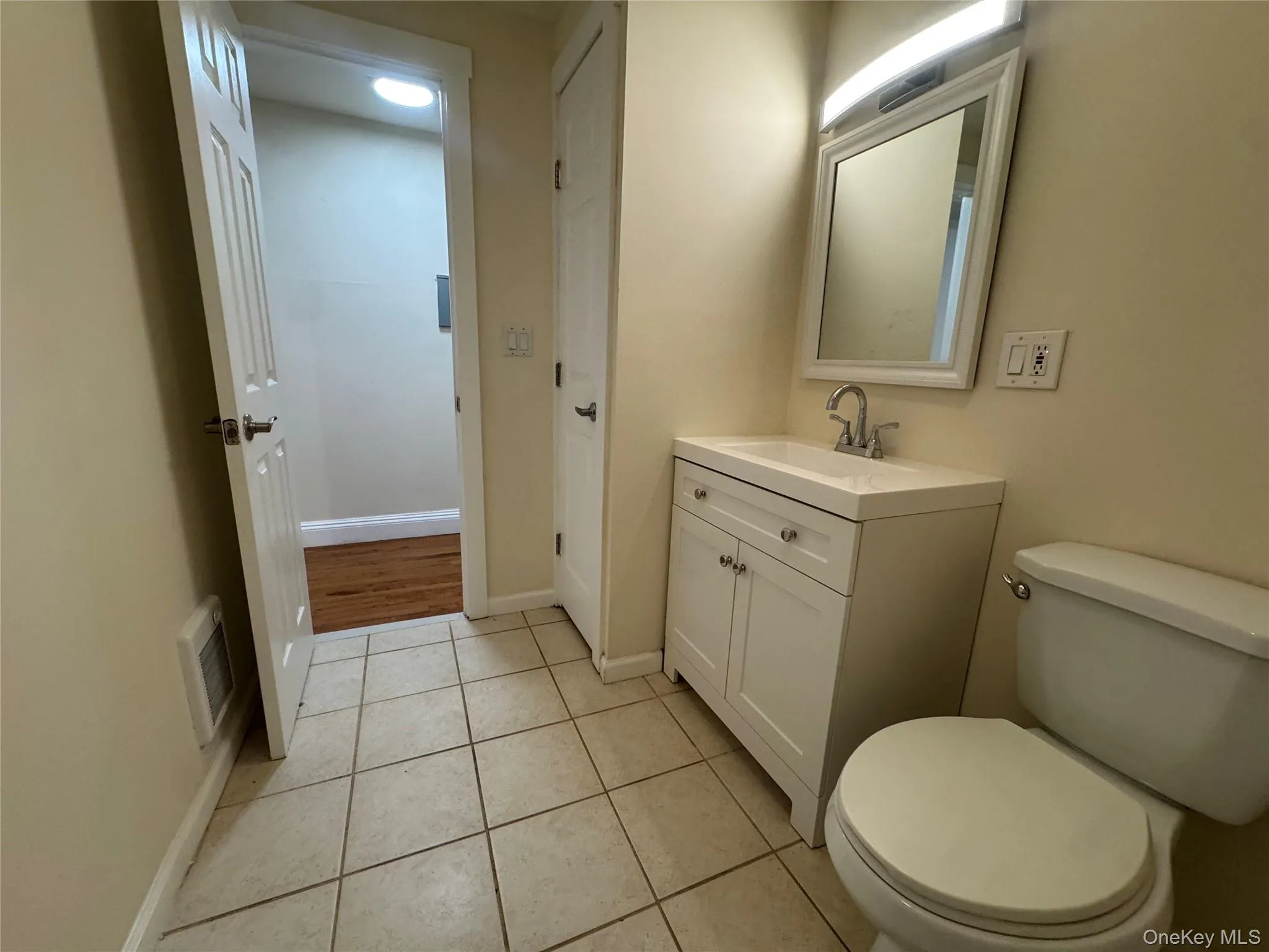 284 Main Street, Beacon, NY, 2 Rooms Rooms,1 BathroomBathrooms,Residential Lease,For Rent,Main,0,990590 284 Main Street, Beacon, NY, 2 Rooms Rooms,1 BathroomBathrooms,Residential Lease,For Rent,Main,0,990590