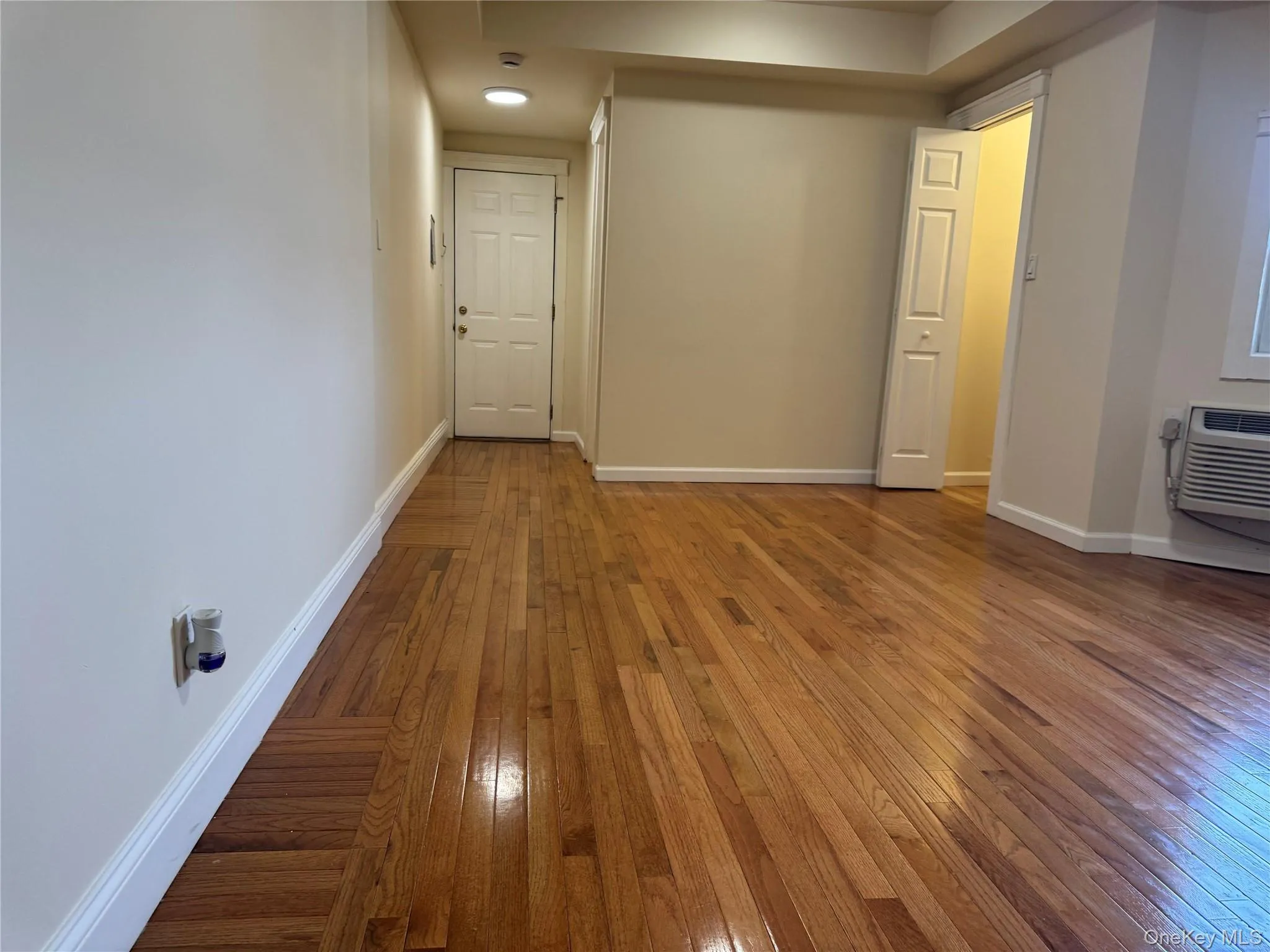 284 Main Street, Beacon, NY, 2 Rooms Rooms,1 BathroomBathrooms,Residential Lease,For Rent,Main,0,990590 284 Main Street, Beacon, NY, 2 Rooms Rooms,1 BathroomBathrooms,Residential Lease,For Rent,Main,0,990590