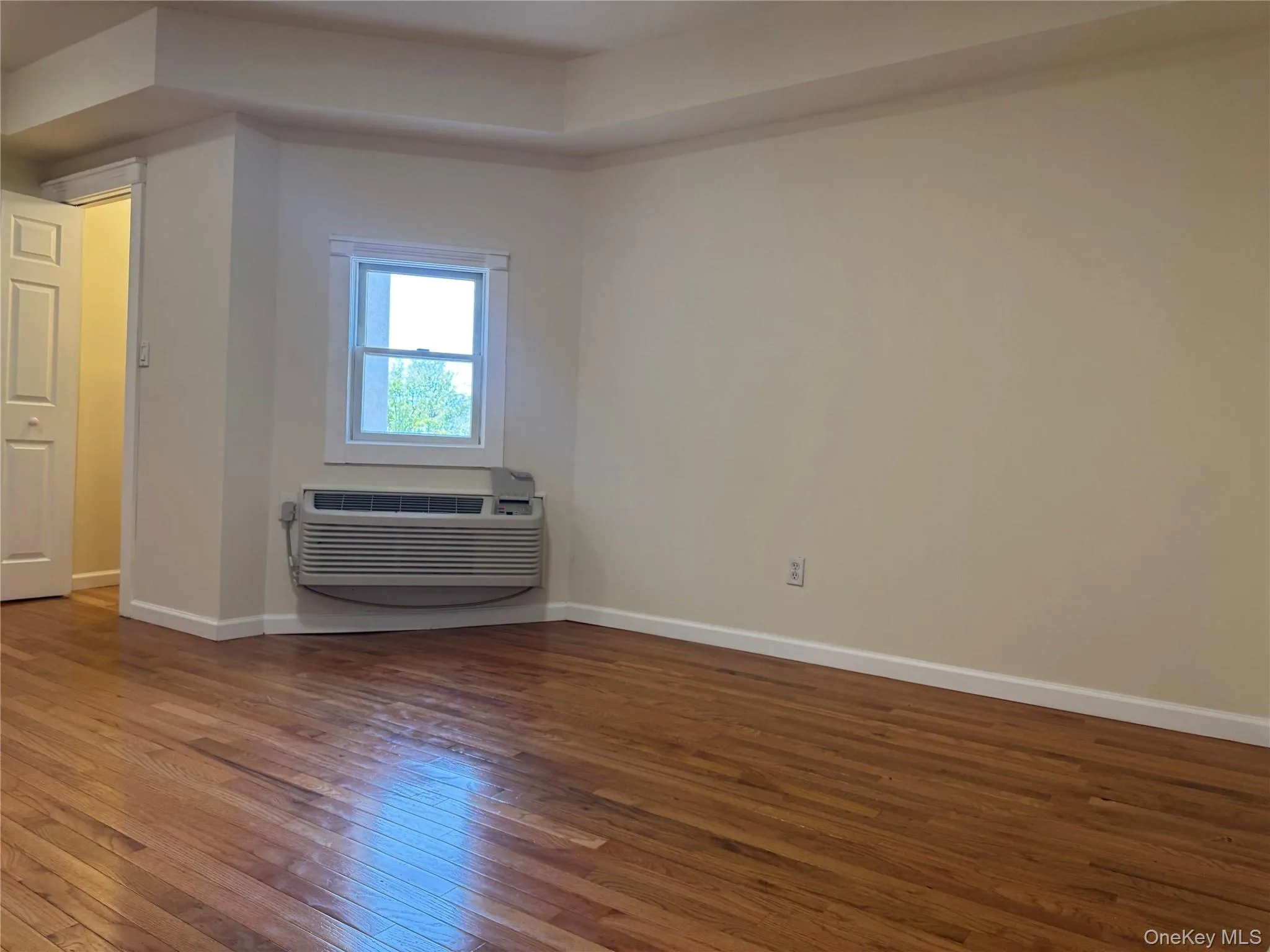 284 Main Street, Beacon, NY, 2 Rooms Rooms,1 BathroomBathrooms,Residential Lease,For Rent,Main,0,990590 284 Main Street, Beacon, NY, 2 Rooms Rooms,1 BathroomBathrooms,Residential Lease,For Rent,Main,0,990590