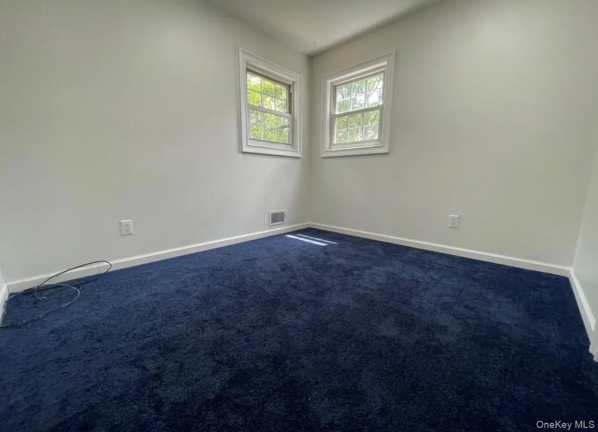 27 Seusing Boulevard, Brookhaven, NY, 3 Bedrooms Bedrooms, 6 Rooms Rooms,1 BathroomBathrooms,Residential Lease,For Rent,Seusing,0,990592 27 Seusing Boulevard, Brookhaven, NY, 3 Bedrooms Bedrooms, 6 Rooms Rooms,1 BathroomBathrooms,Residential Lease,For Rent,Seusing,0,990592