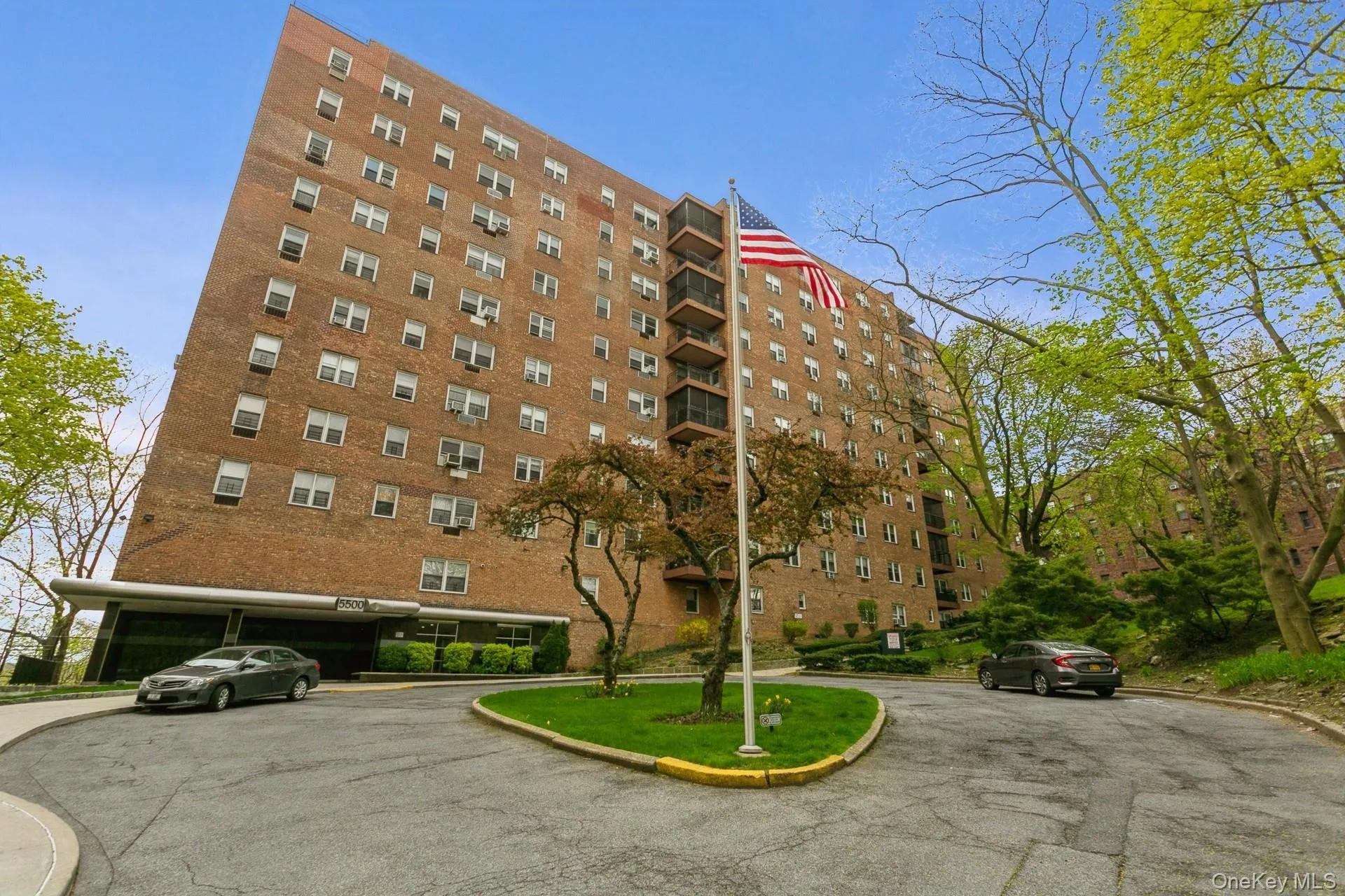 5500 5500 Fieldstone Road, New York, NY, 3 Bedrooms Bedrooms, 6 Rooms Rooms,2 BathroomsBathrooms,Residential Lease,For Rent,5500 Fieldstone,0,990598 5500 5500 Fieldstone Road, New York, NY, 3 Bedrooms Bedrooms, 6 Rooms Rooms,2 BathroomsBathrooms,Residential Lease,For Rent,5500 Fieldstone,0,990598