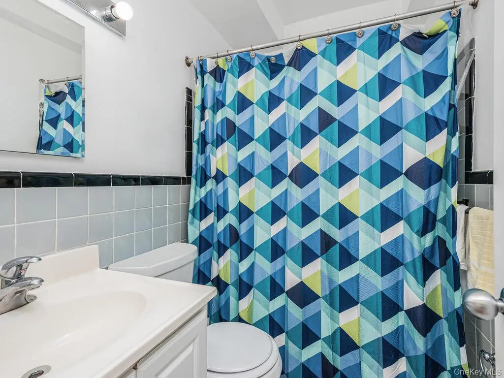 5500 5500 Fieldstone Road, New York, NY, 3 Bedrooms Bedrooms, 6 Rooms Rooms,2 BathroomsBathrooms,Residential Lease,For Rent,5500 Fieldstone,0,990598 5500 5500 Fieldstone Road, New York, NY, 3 Bedrooms Bedrooms, 6 Rooms Rooms,2 BathroomsBathrooms,Residential Lease,For Rent,5500 Fieldstone,0,990598